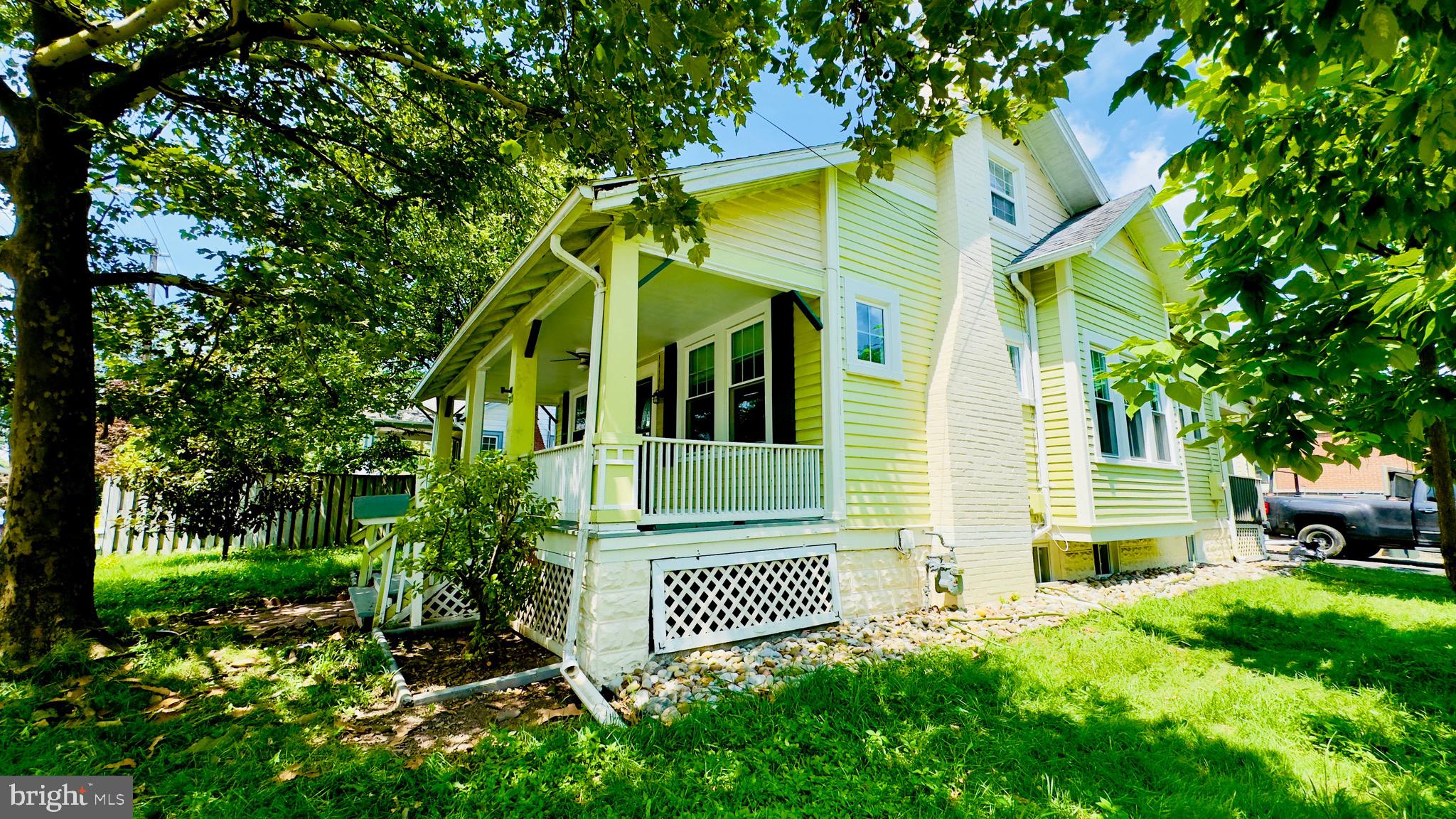 3201 N PERSHING DRIVE
