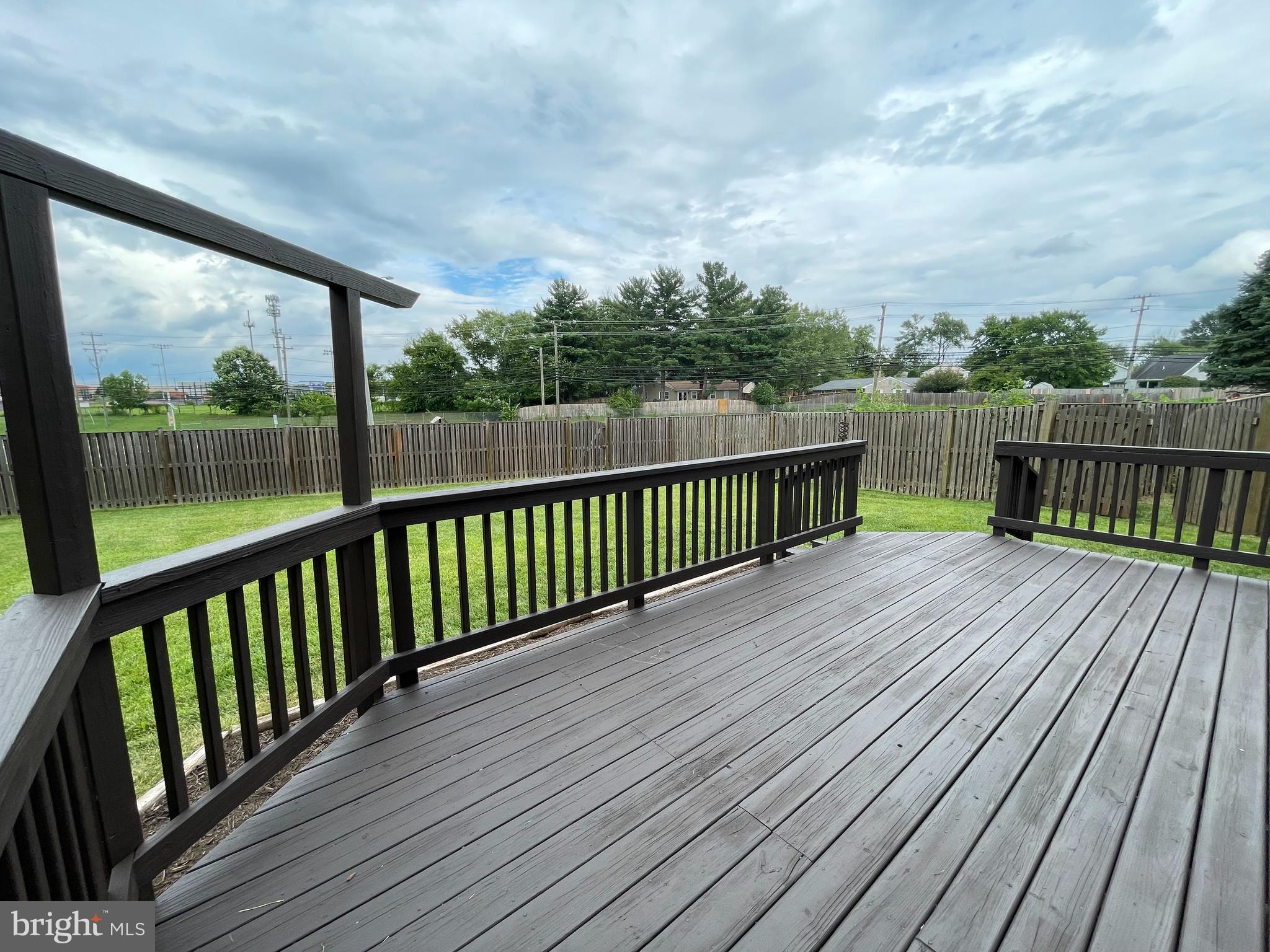 POPLAR TREE WOODS - Residential Lease