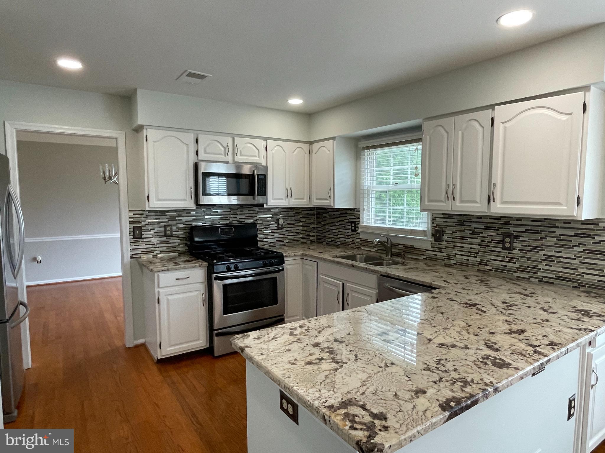 POPLAR TREE WOODS - Residential Lease