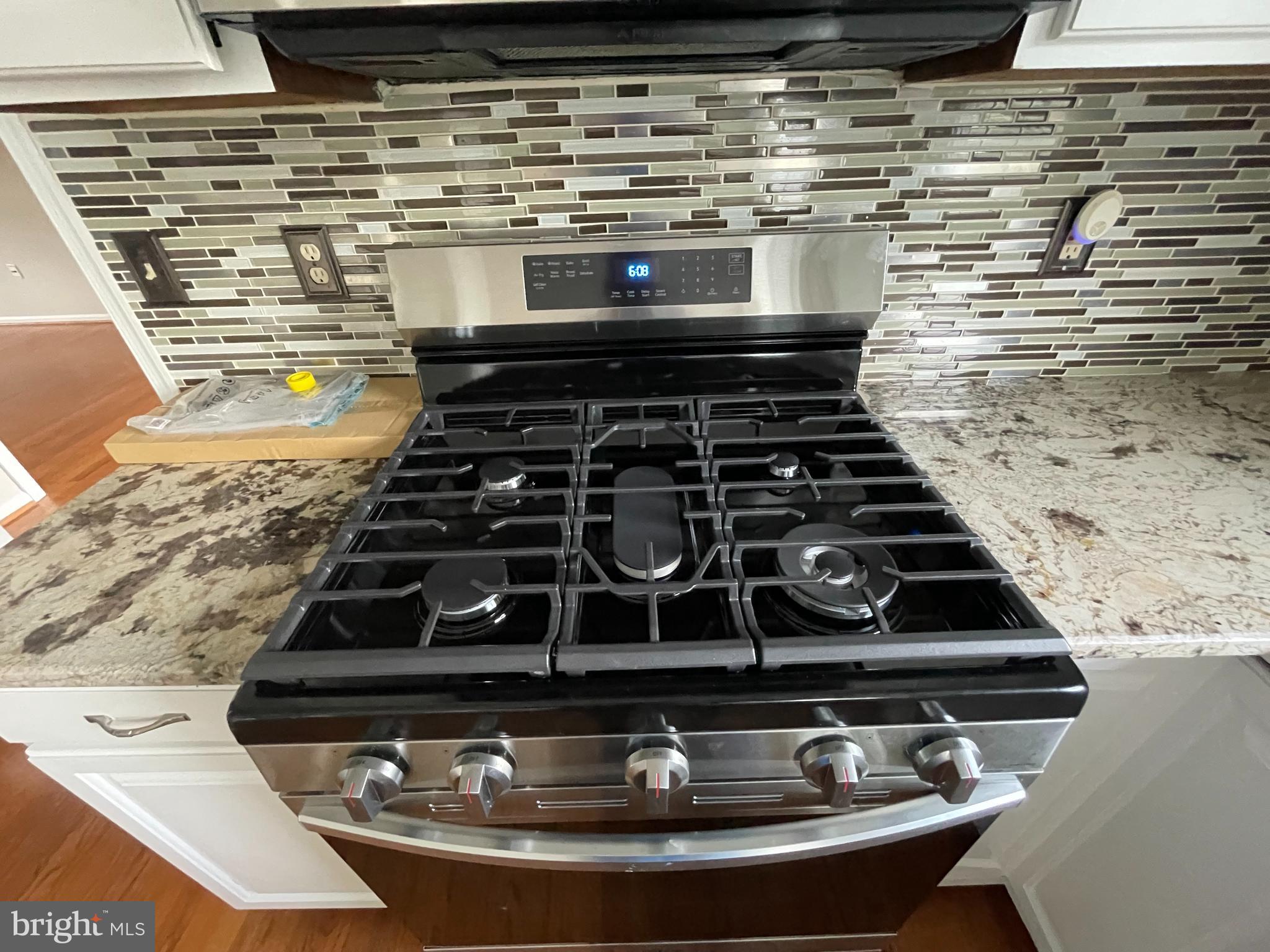 POPLAR TREE WOODS - Residential Lease