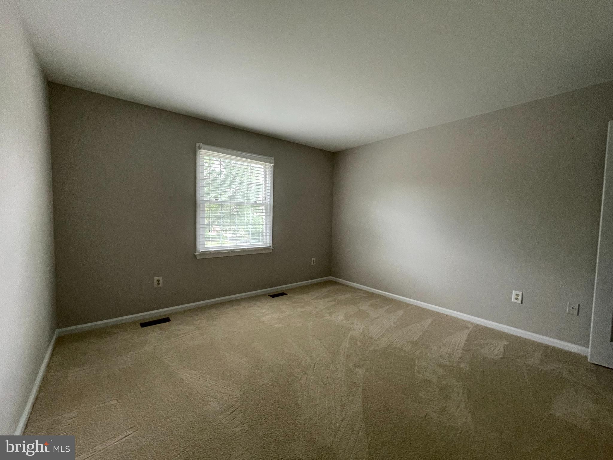 POPLAR TREE WOODS - Residential Lease