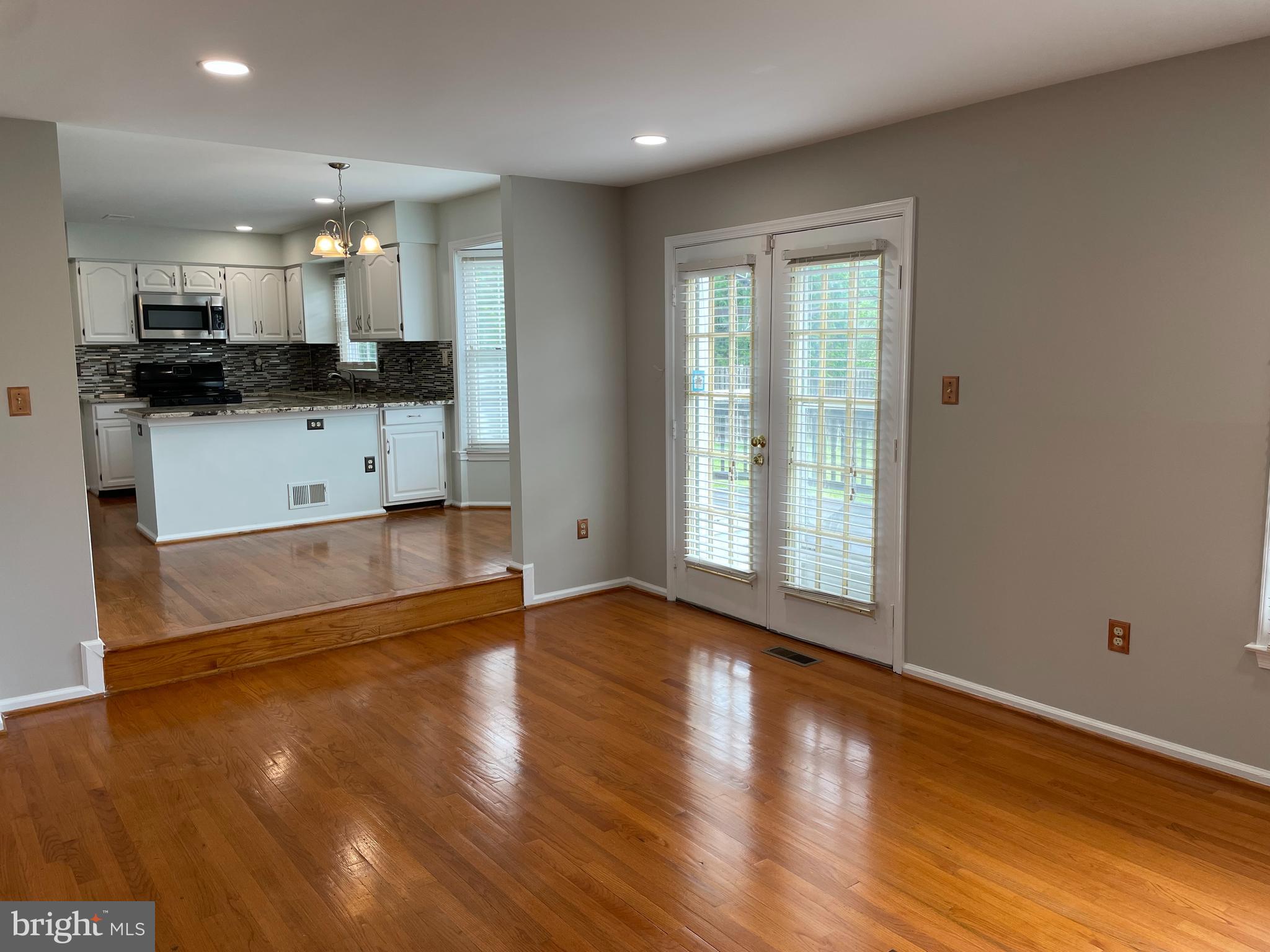 POPLAR TREE WOODS - Residential Lease