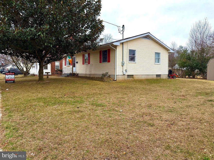 Welcome to 502 Marshall Street in Milford, Delaware — the perfect place to start your homeownership journey! This inviting home offers a comfortable layout and a backyard designed for relaxing and entertaining. Step outside to enjoy a spacious deck overlooking the backyard pool, creating an ideal setting for summer gatherings, weekend barbecues, or unwinding after a long day. Inside, the home features bright living spaces filled with natural light and a functional floor plan that’s easy to make your own. Whether you’re hosting friends or enjoying a quiet night in, this home offers both comfort and versatility. Located just minutes from downtown Milford, you’ll have quick access to local shops, restaurants, parks, and schools. Easy access to Route 1 makes commuting simple and puts Delaware’s beaches within reach. Affordable, well-located, and packed with outdoor amenities, this home is a fantastic opportunity for first-time buyers or repeat buyers looking to build equity with a few small updates and create lasting memories. Schedule your tour today and see all that 502 Marshall Street has to offer!