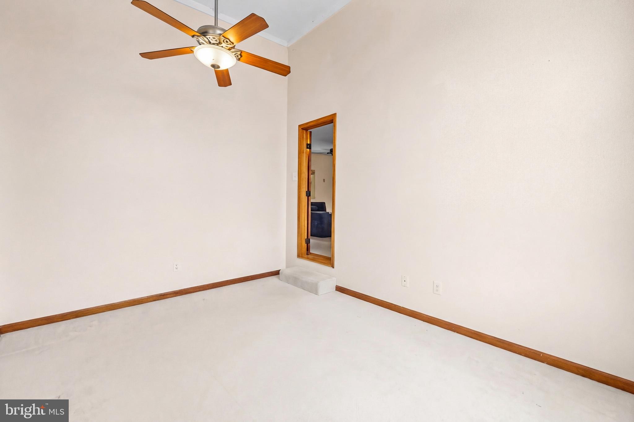 DAHLGREN ROAD - Residential