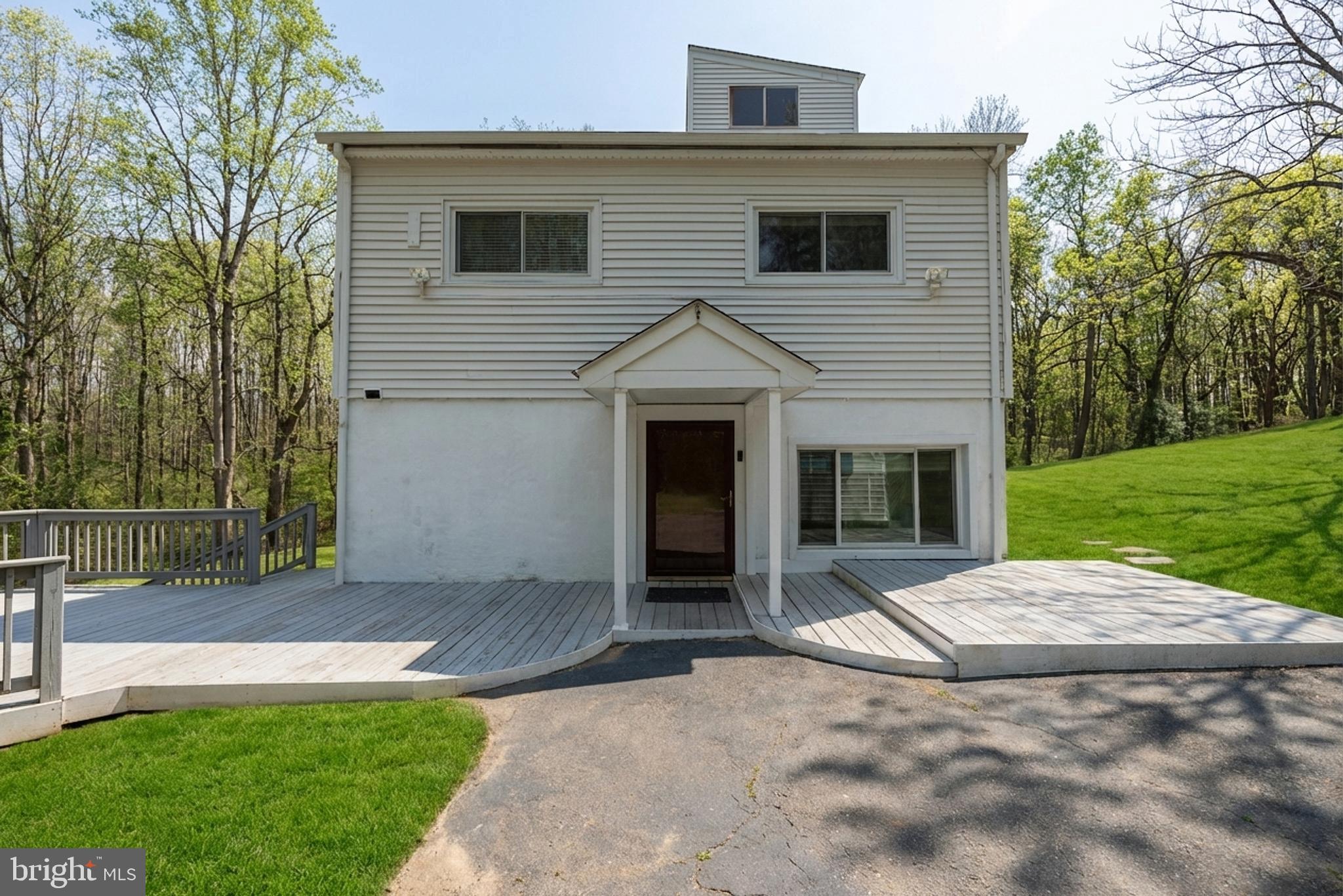 DAHLGREN ROAD - Residential