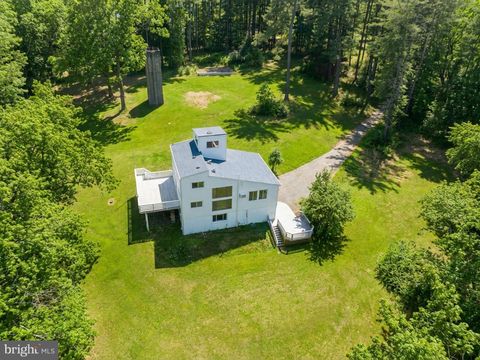 Homes For Sale - 13380 Union Drive<br/> King George County, KING GEORGE, VA 22485