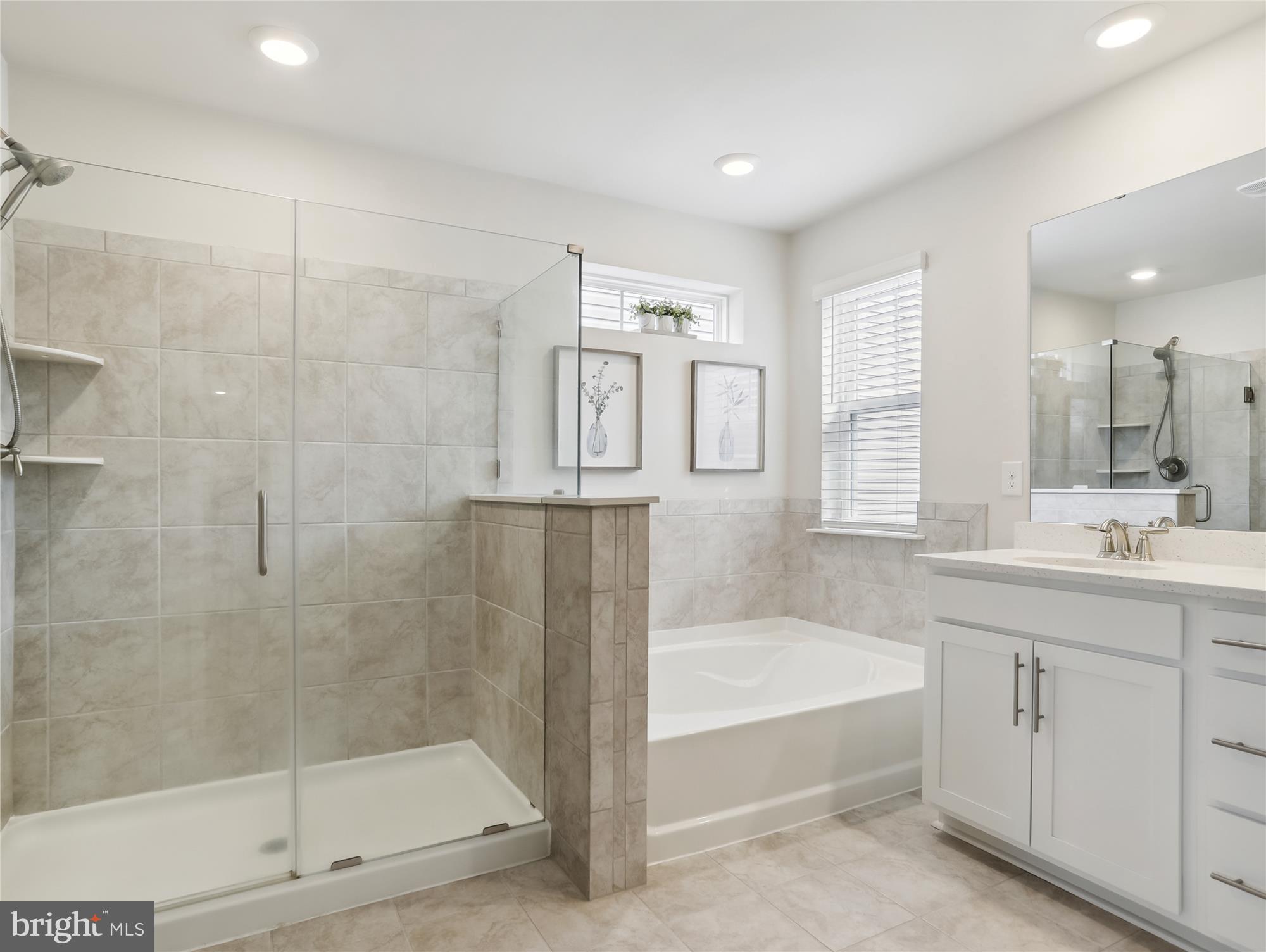 TWO RIVERS - Residential