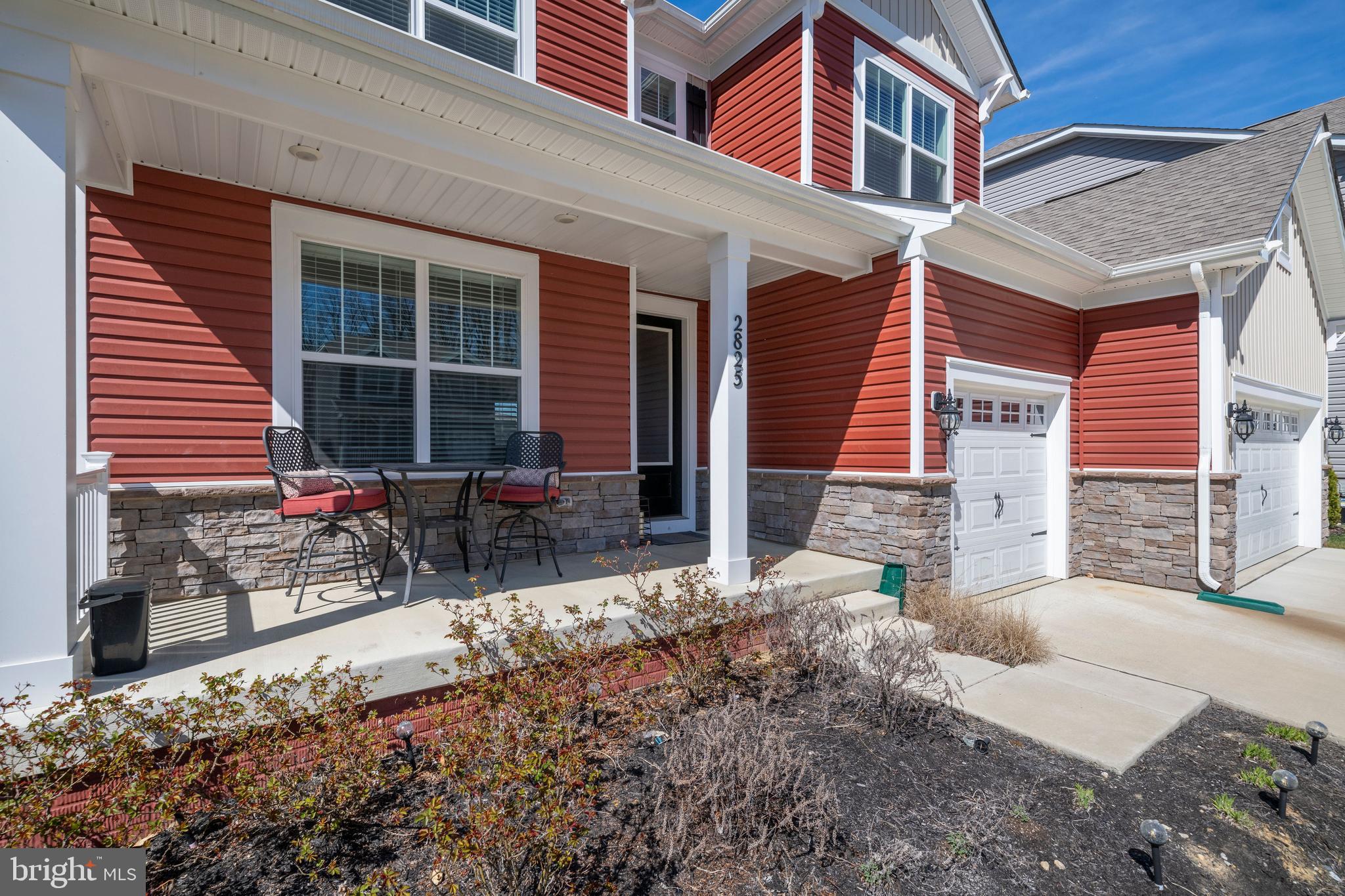 TWO RIVERS - Residential