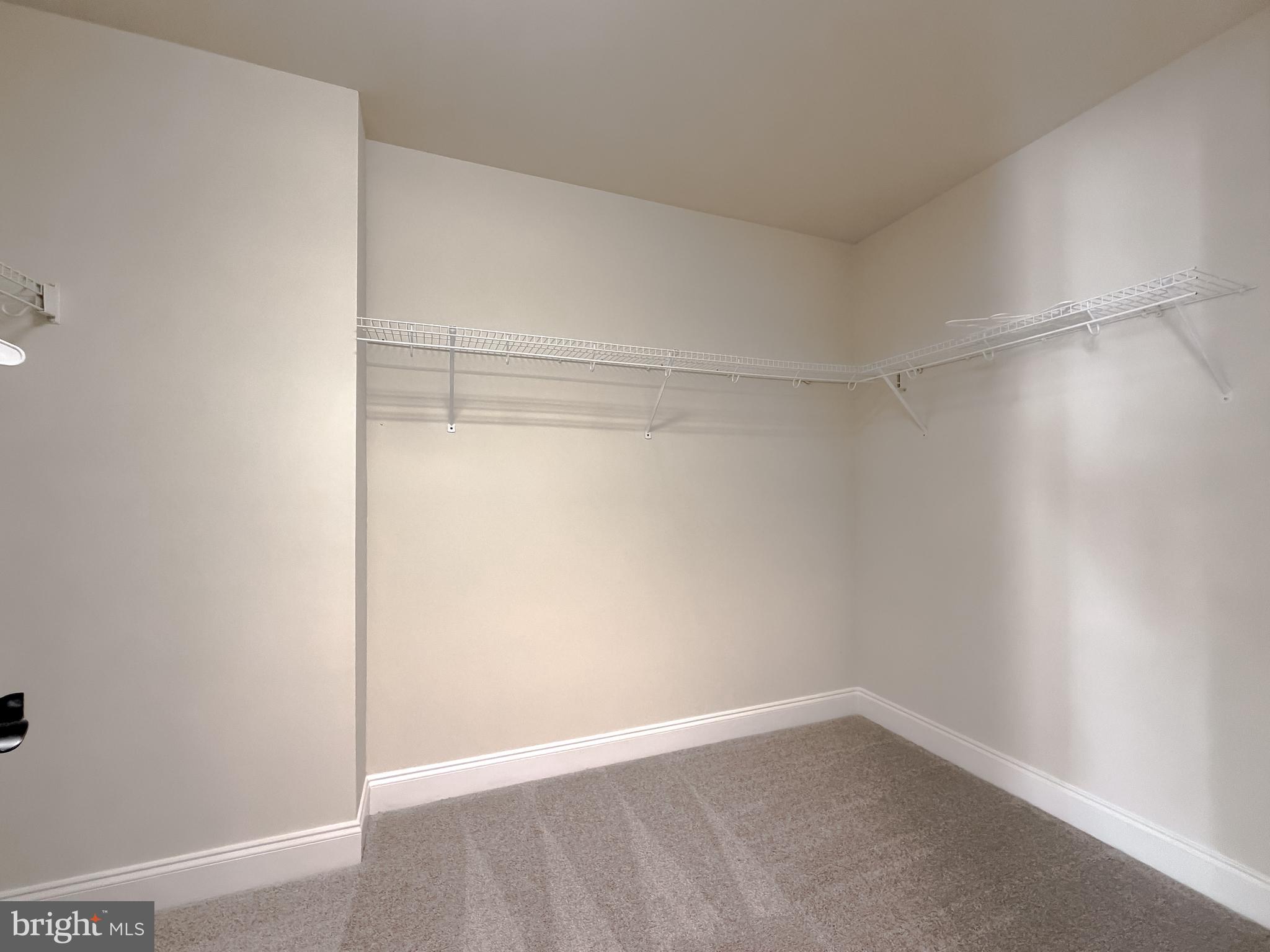 LEONARDS GRANT - Residential