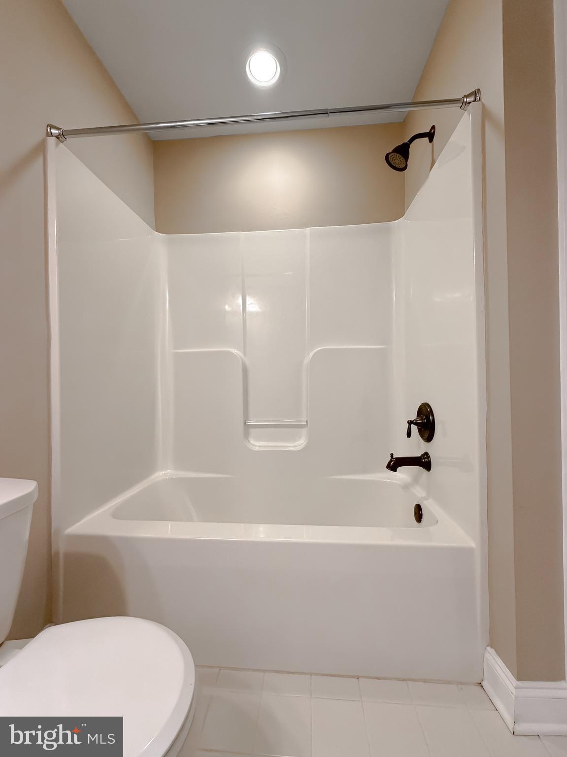 LEONARDS GRANT - Residential