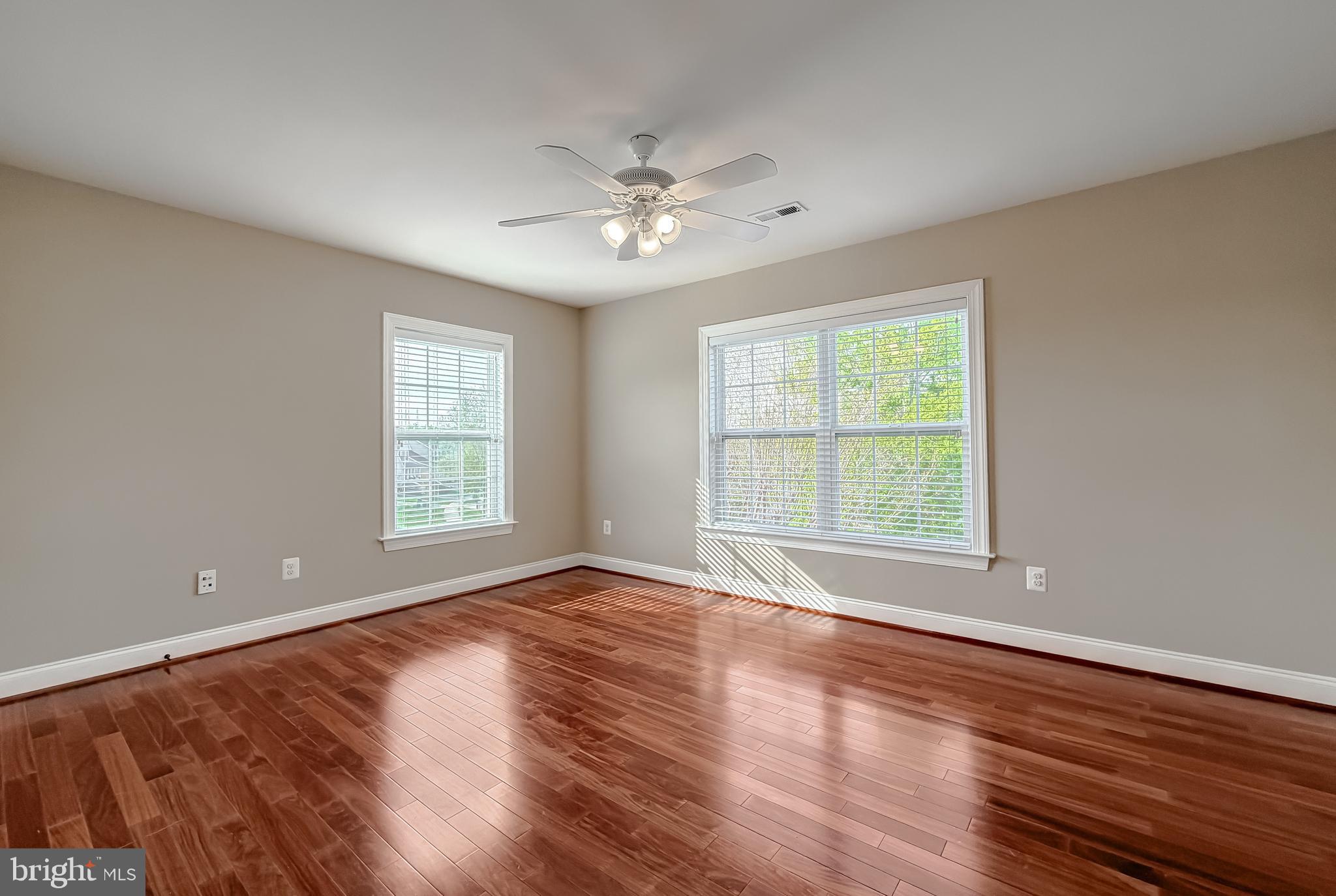 LEONARDS GRANT - Residential