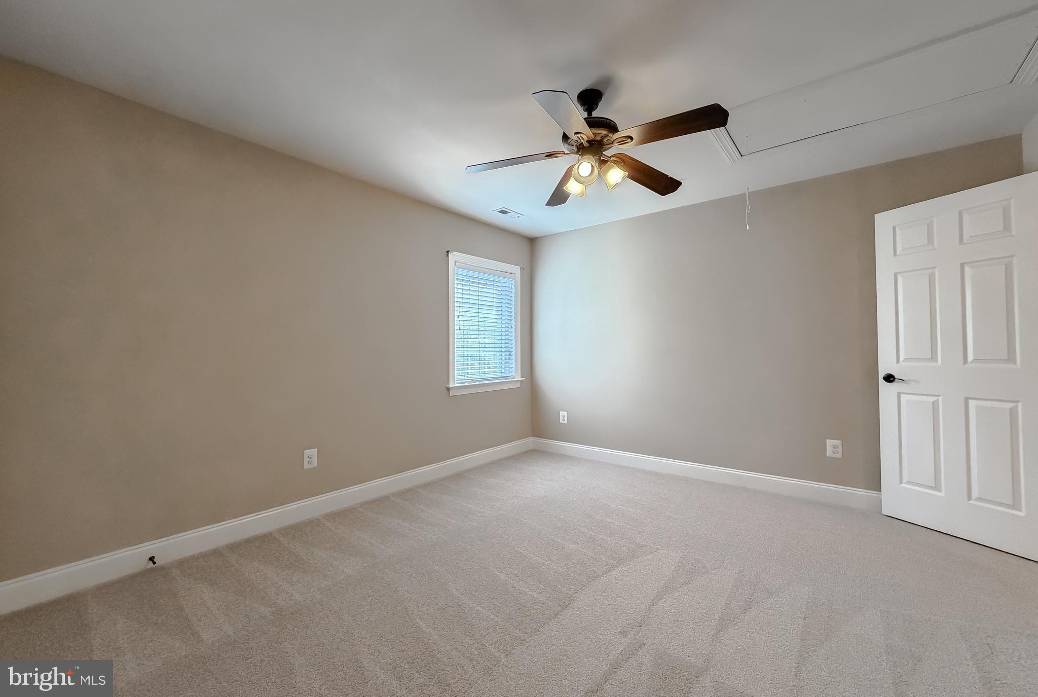 LEONARDS GRANT - Residential