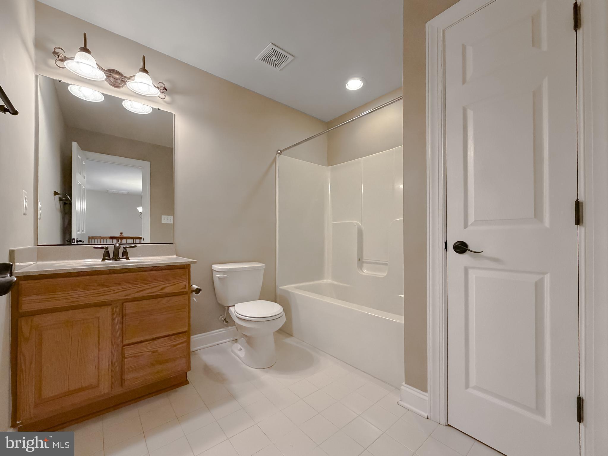 LEONARDS GRANT - Residential