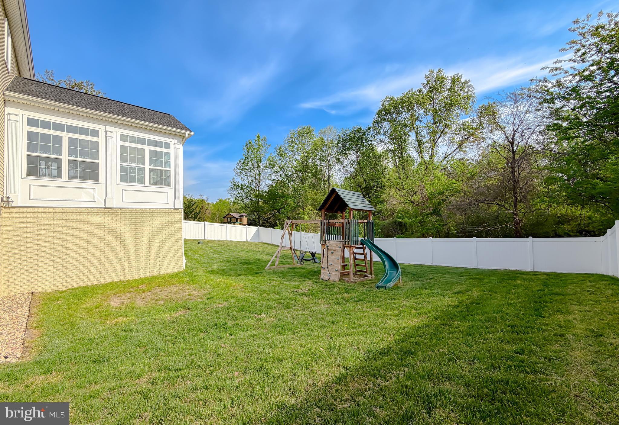 LEONARDS GRANT - Residential