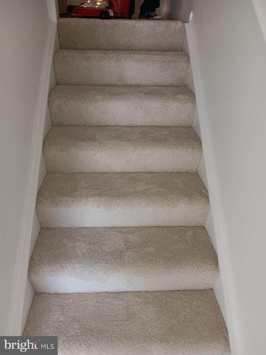 REGENTS CREST - Residential Lease