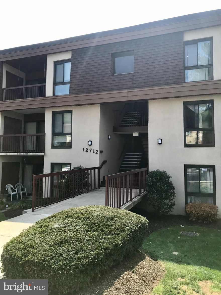 Available Immediately. Great 2 Bedroom, 2 Bath condo home on the second level located close to
shopping, recreation, and public transportation. Balcony, a separate dining room, galley kitchen,
plenty of closets. washer and dryer located in the unit. The master bedroom has a walk-in closet,
with an attached full bathroom. Pool and a community room. Parking directly in front. Minor repairs are in progress.