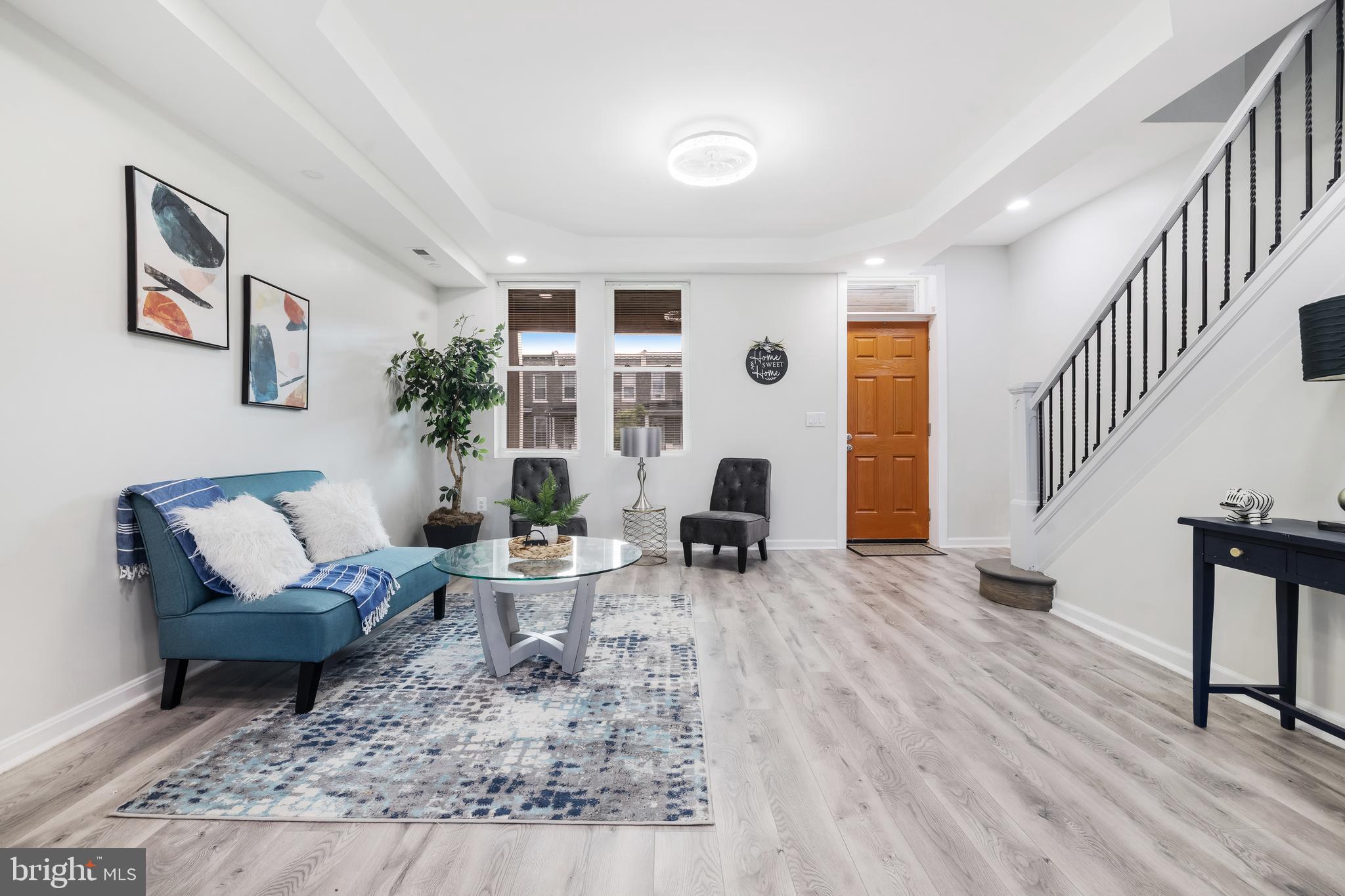 BROADWAY EAST - Residential