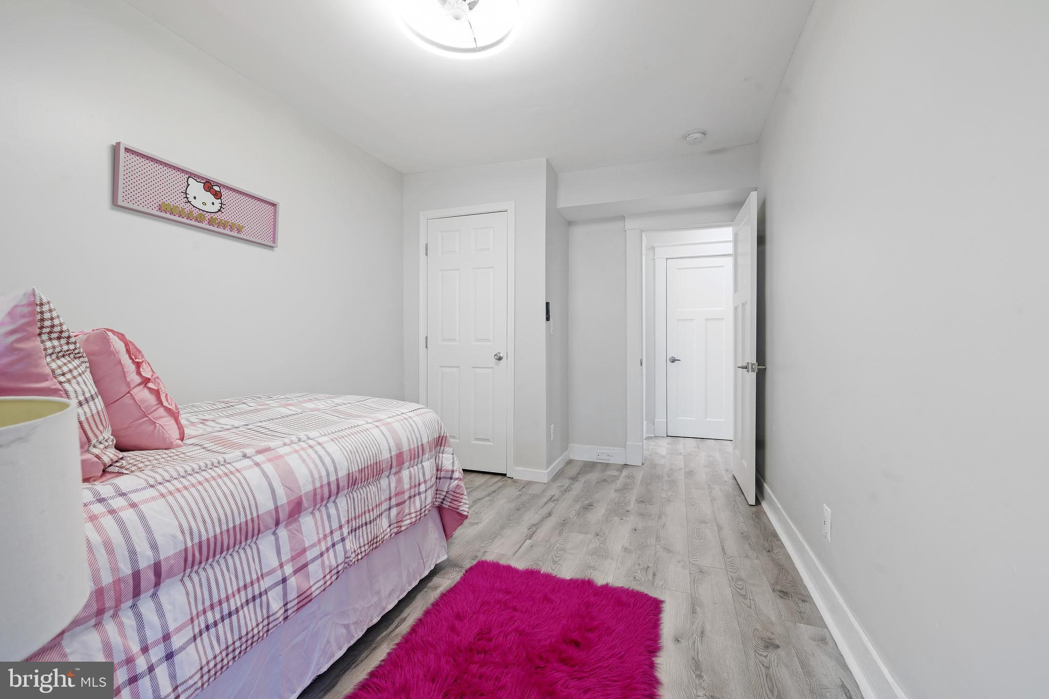 BROADWAY EAST - Residential