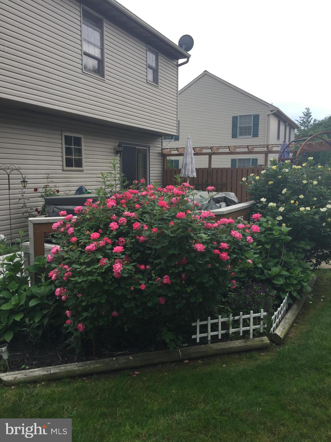 SPRINGFIELD RIDGE - Residential