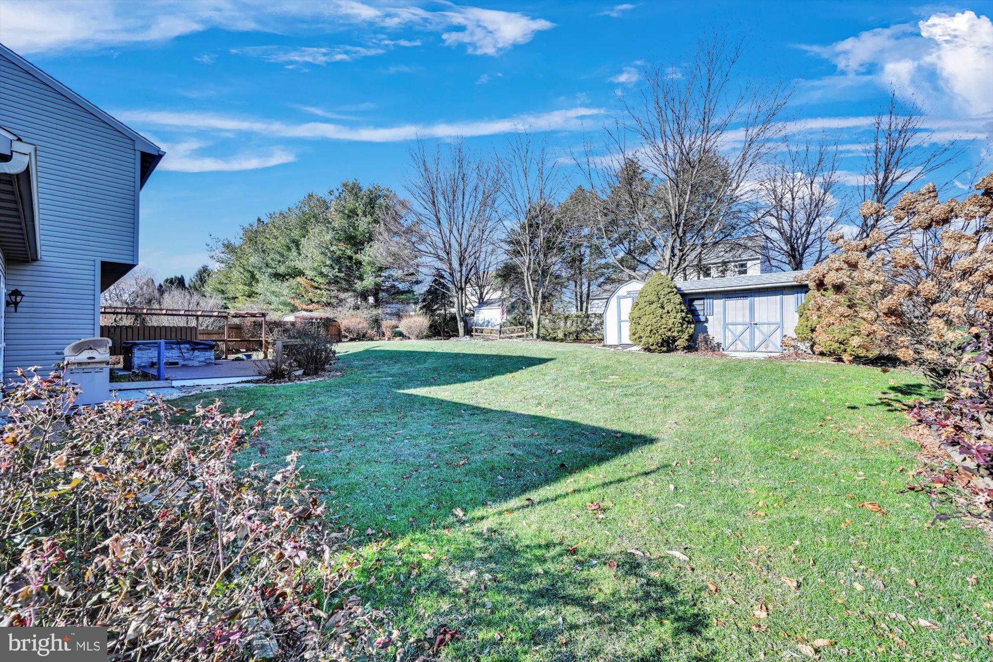 SPRINGFIELD RIDGE - Residential