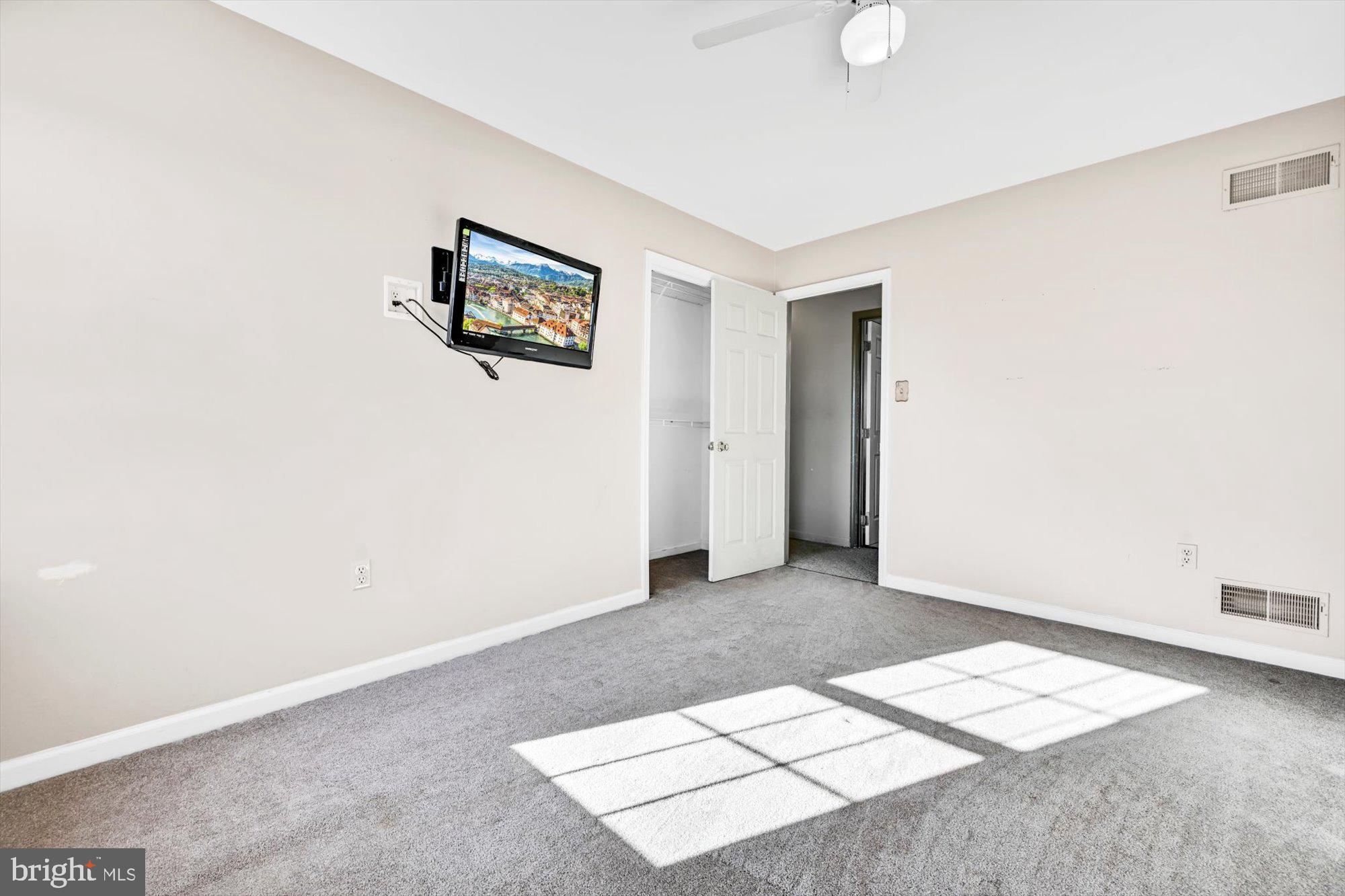 SPRINGFIELD RIDGE - Residential