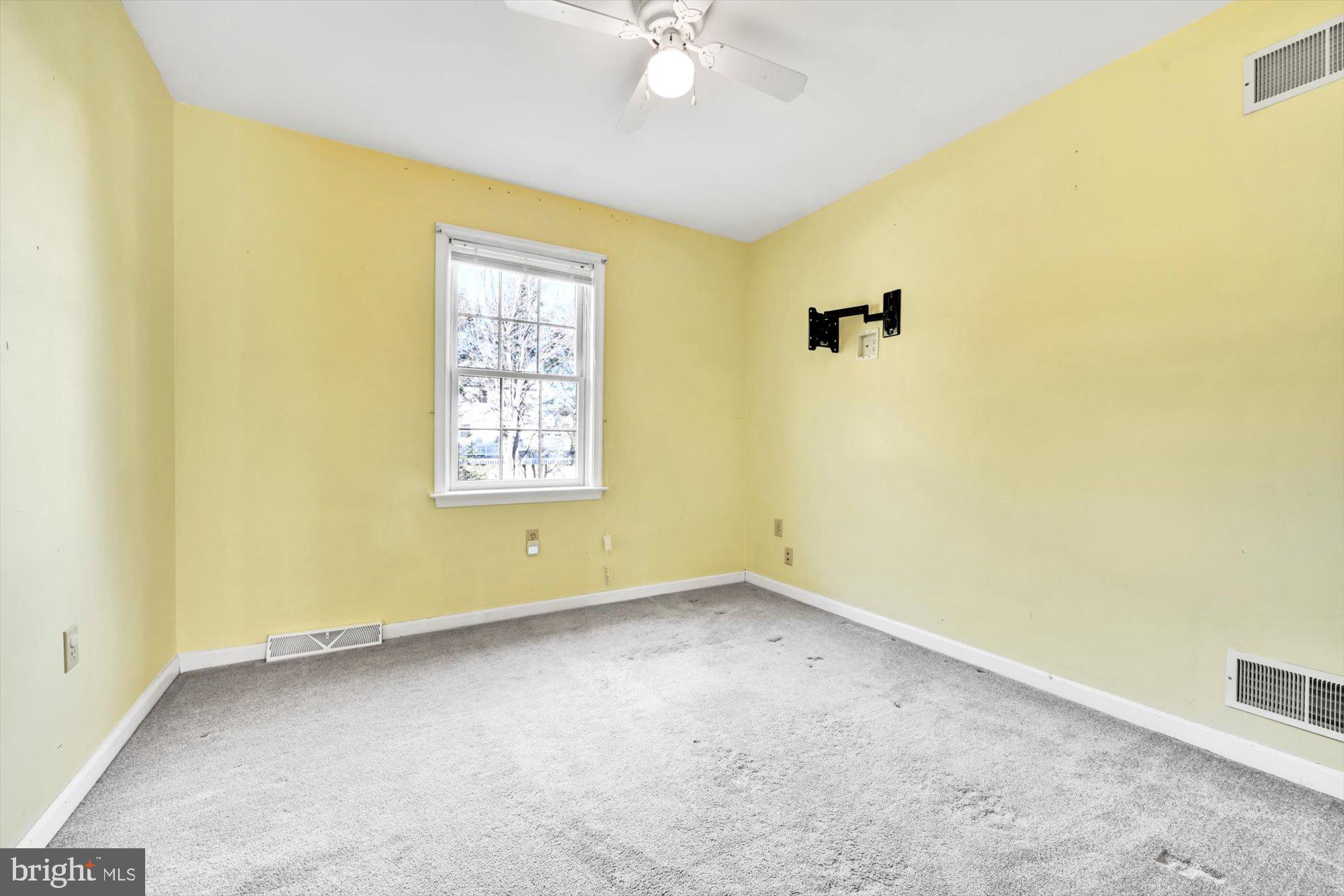 SPRINGFIELD RIDGE - Residential