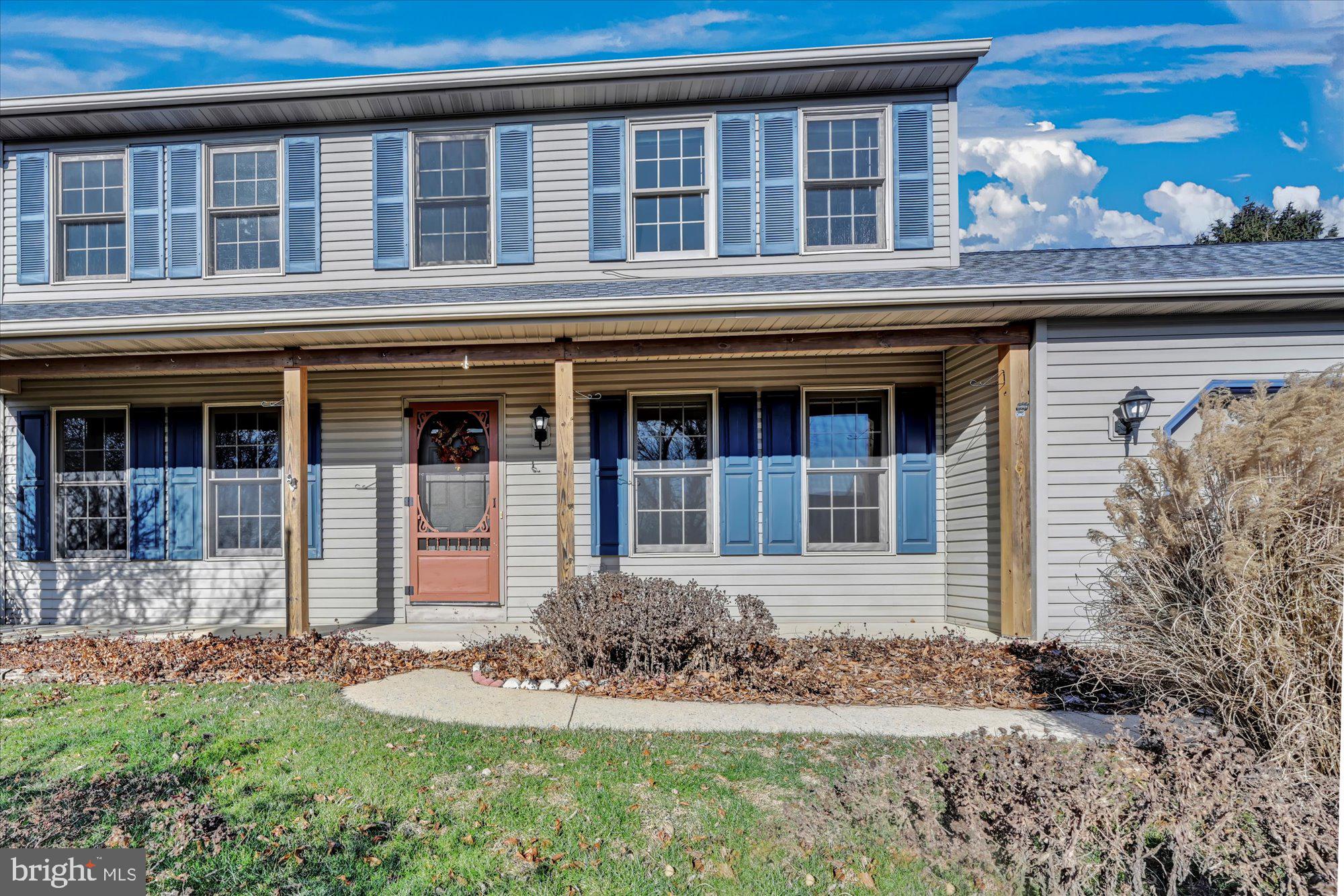 SPRINGFIELD RIDGE - Residential