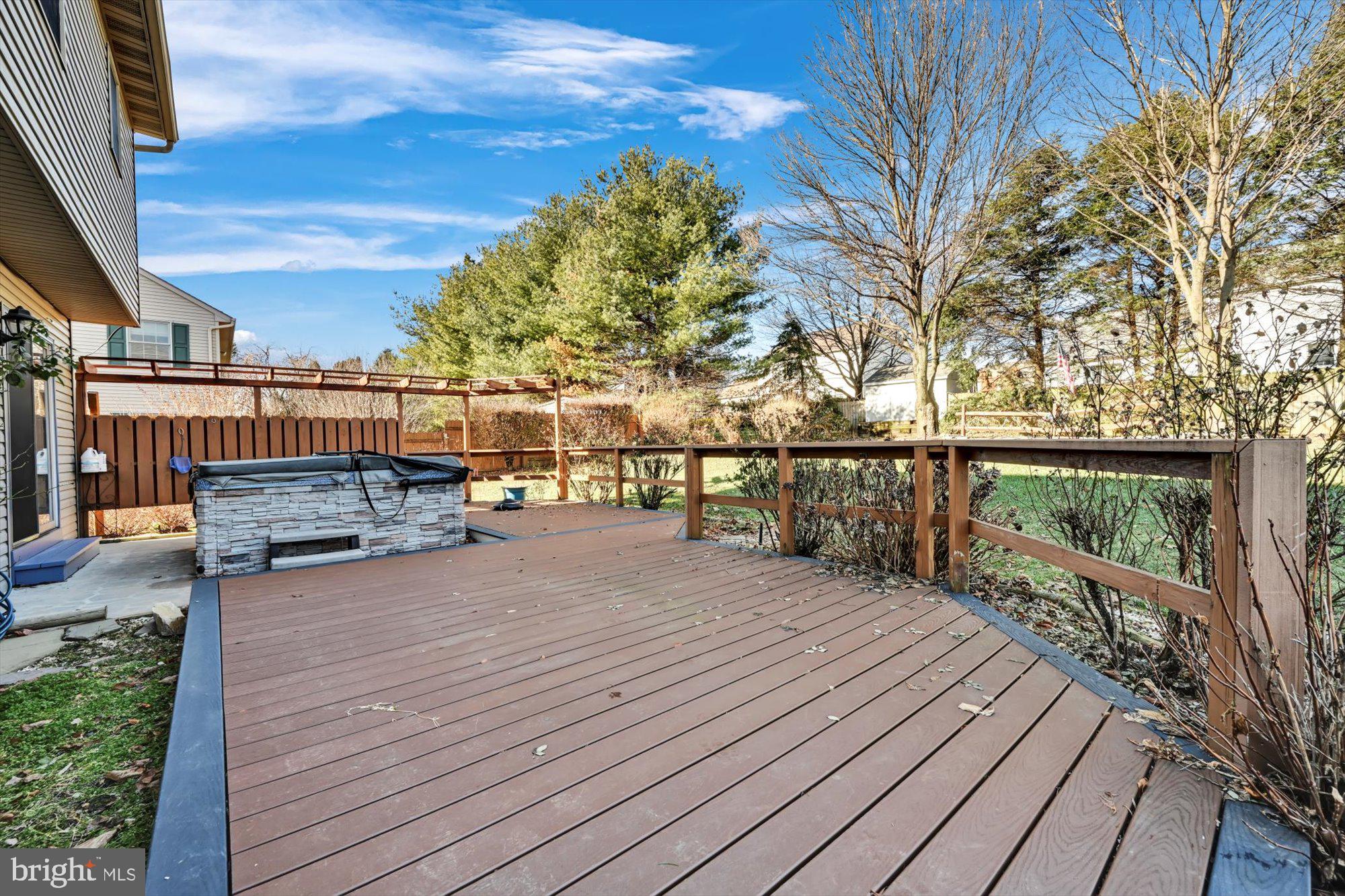 SPRINGFIELD RIDGE - Residential