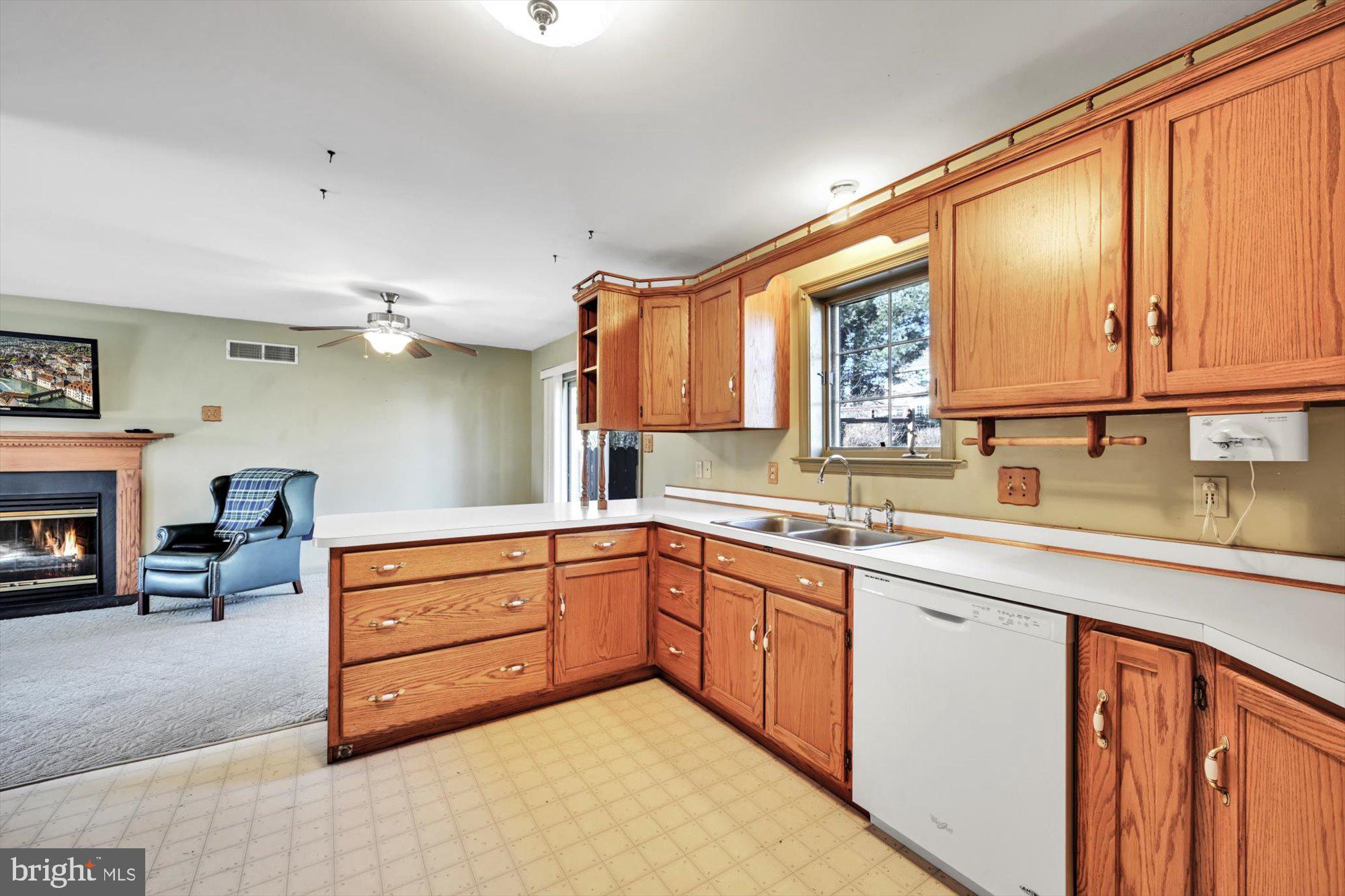 SPRINGFIELD RIDGE - Residential