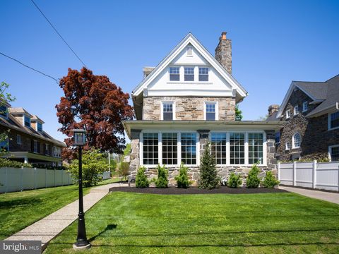 Photo of 319 N Bowman Avenue, MERION STATION, PA 19066 (MLS # PAMC2177068)