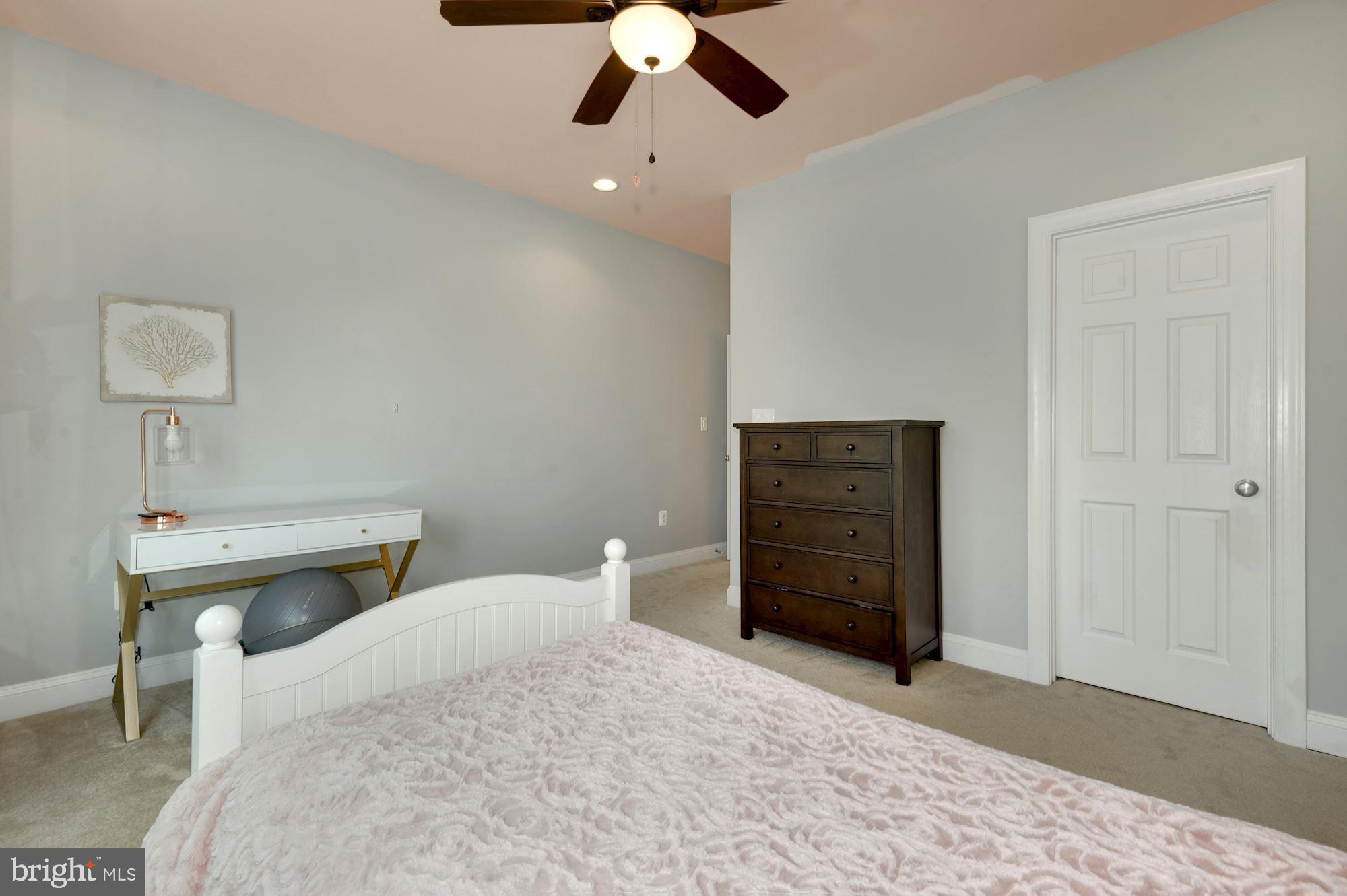 WATERFORD - Residential