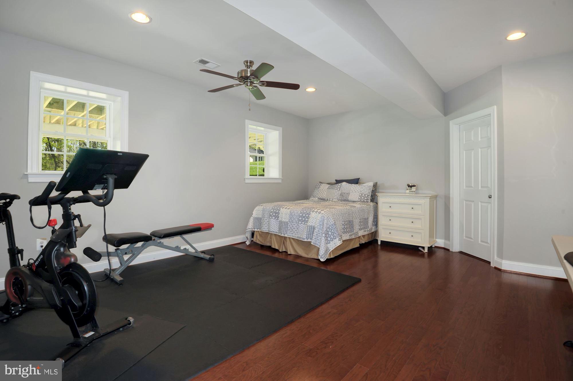 WATERFORD - Residential