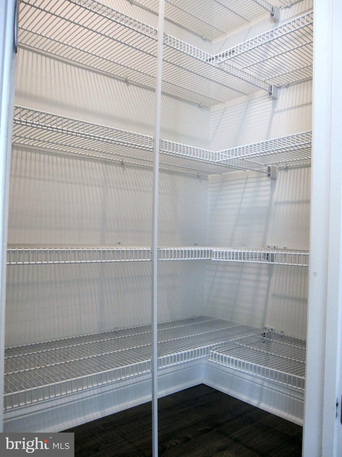 OXFORD SQUARE - Residential Lease