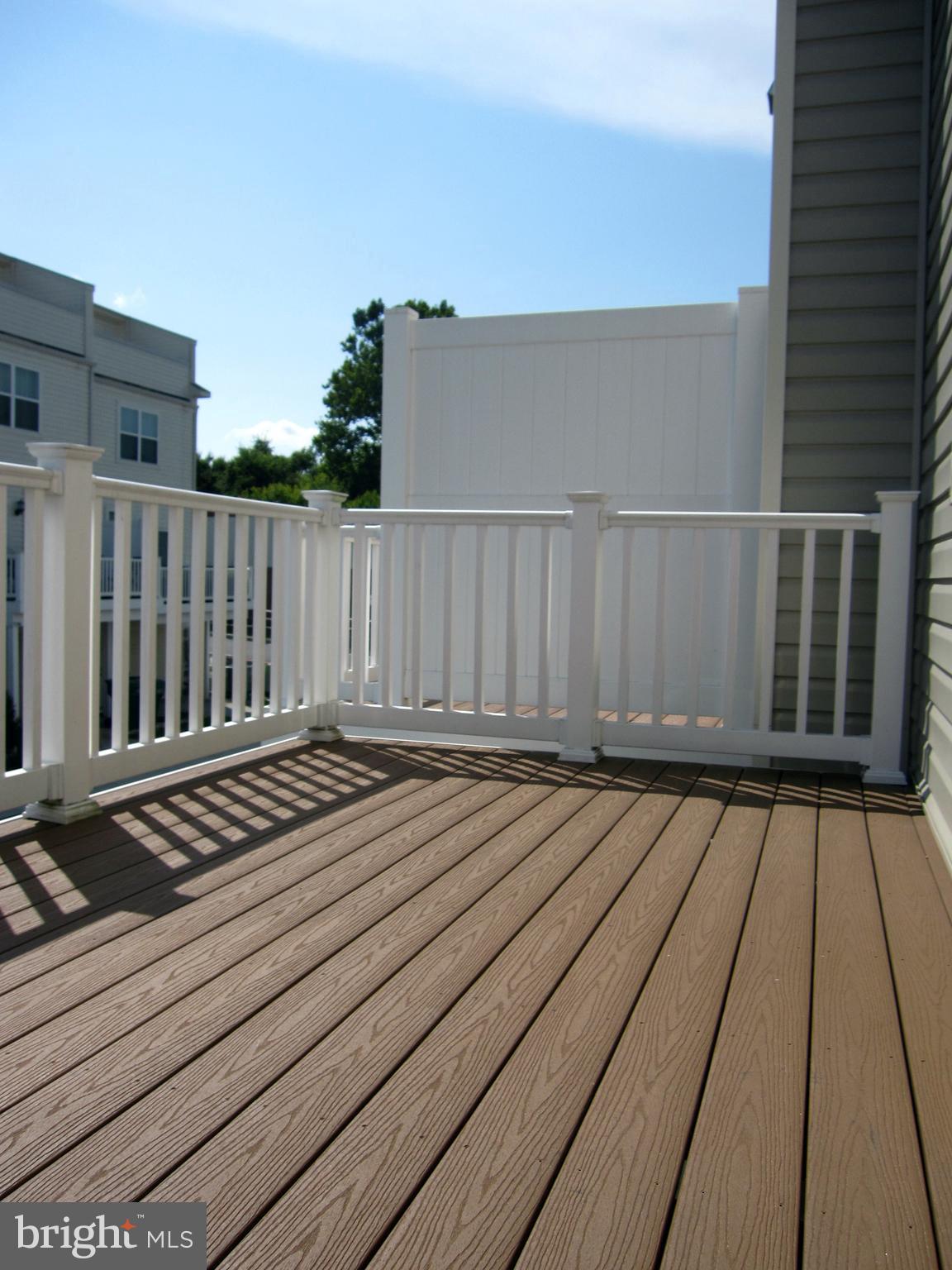 OXFORD SQUARE - Residential Lease