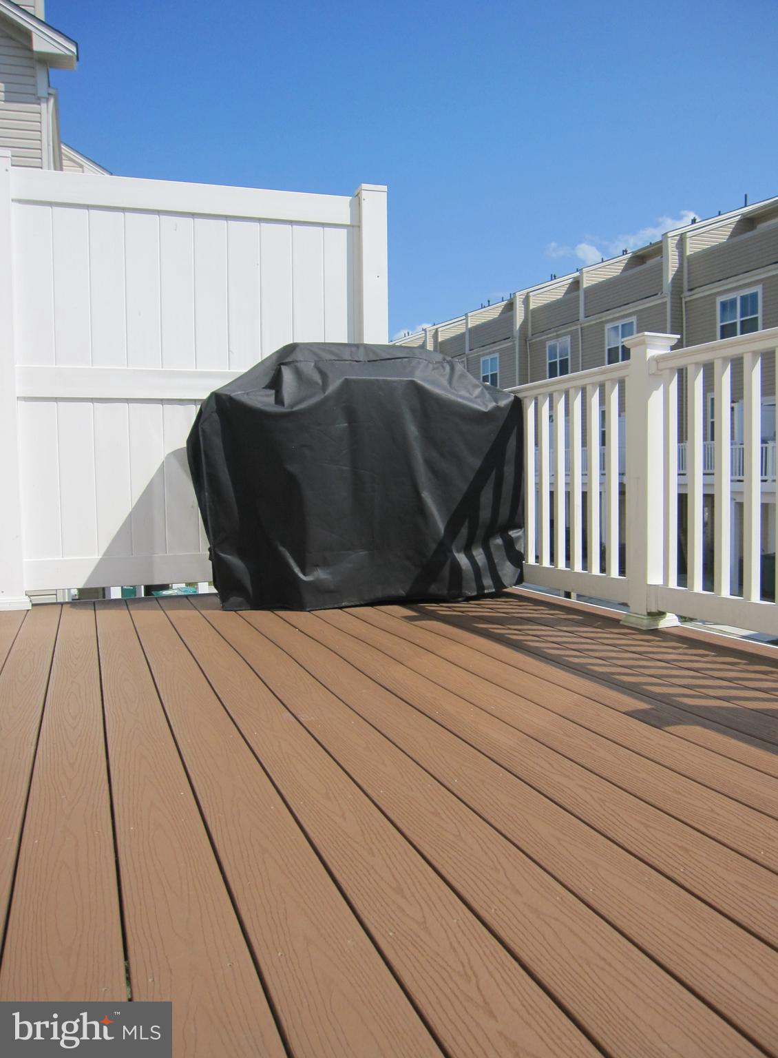 OXFORD SQUARE - Residential Lease