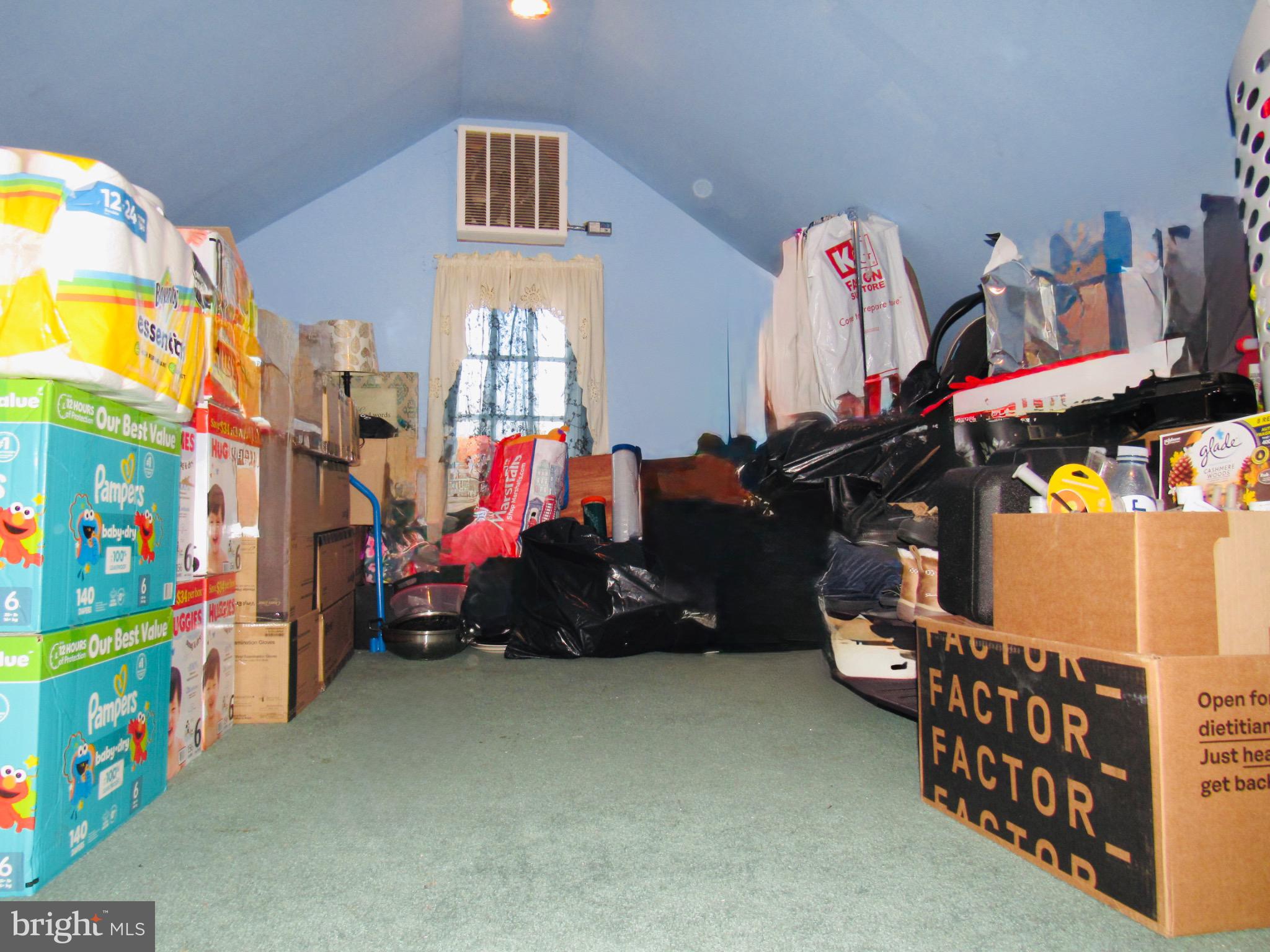 BEVERLY HILLS - Residential