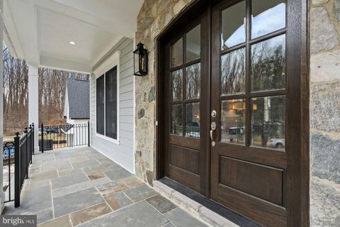 listing image 83