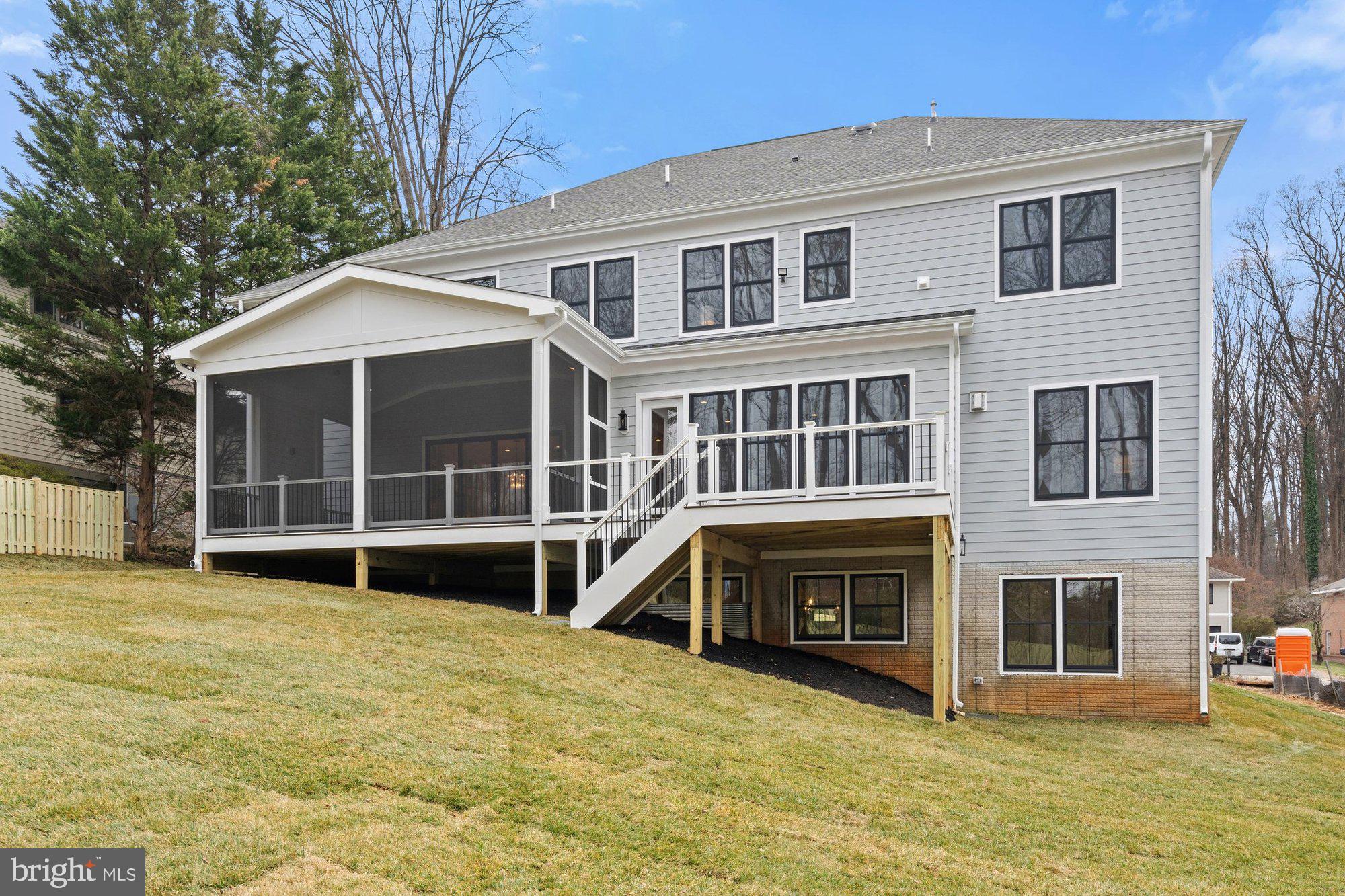 KIRBY COURT - Residential