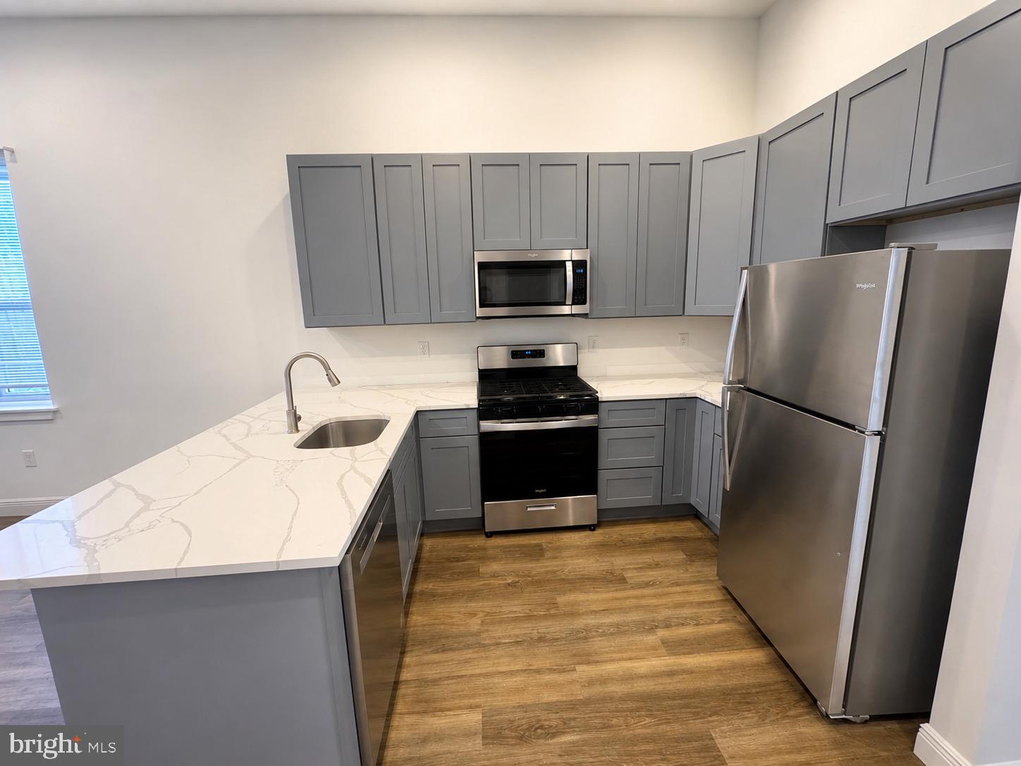 322 VINE STREET 2C