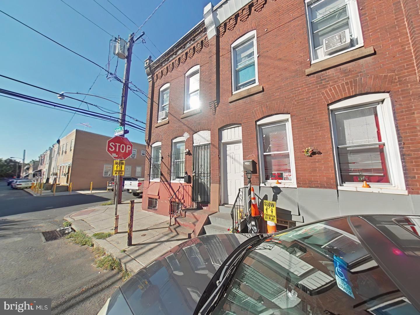 KENSINGTON - Residential