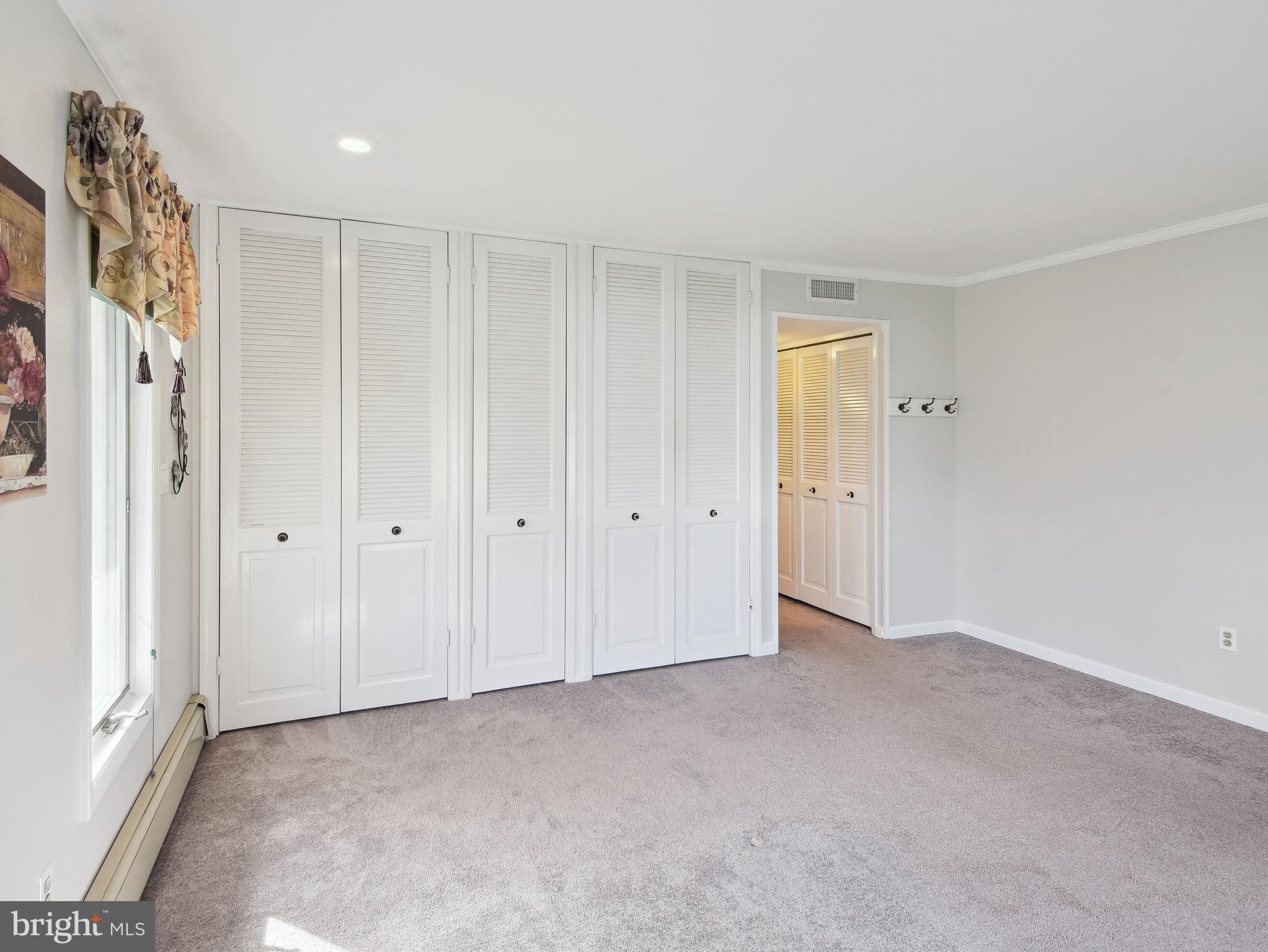 RED ROSE GATE - Residential