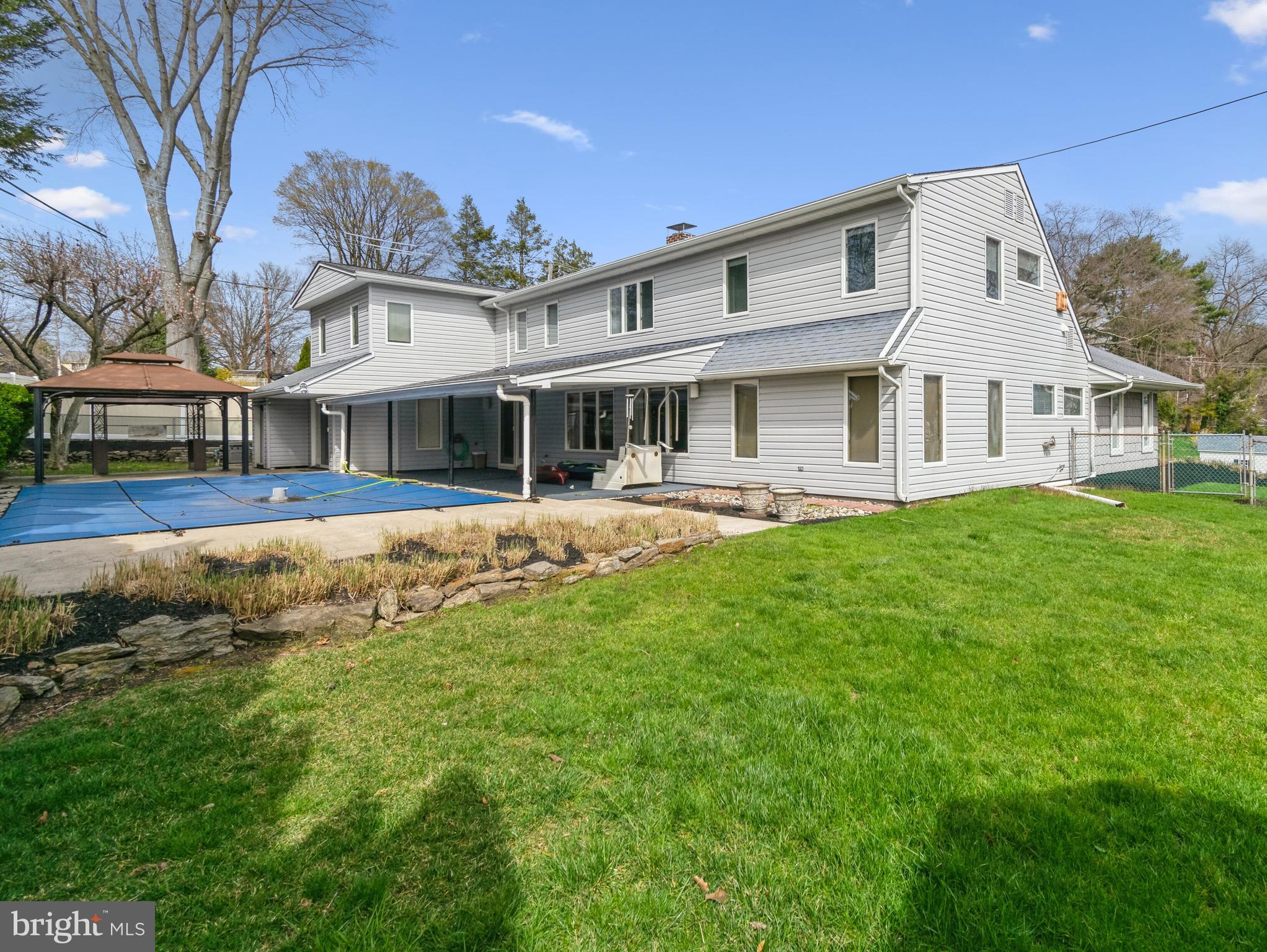 RED ROSE GATE - Residential