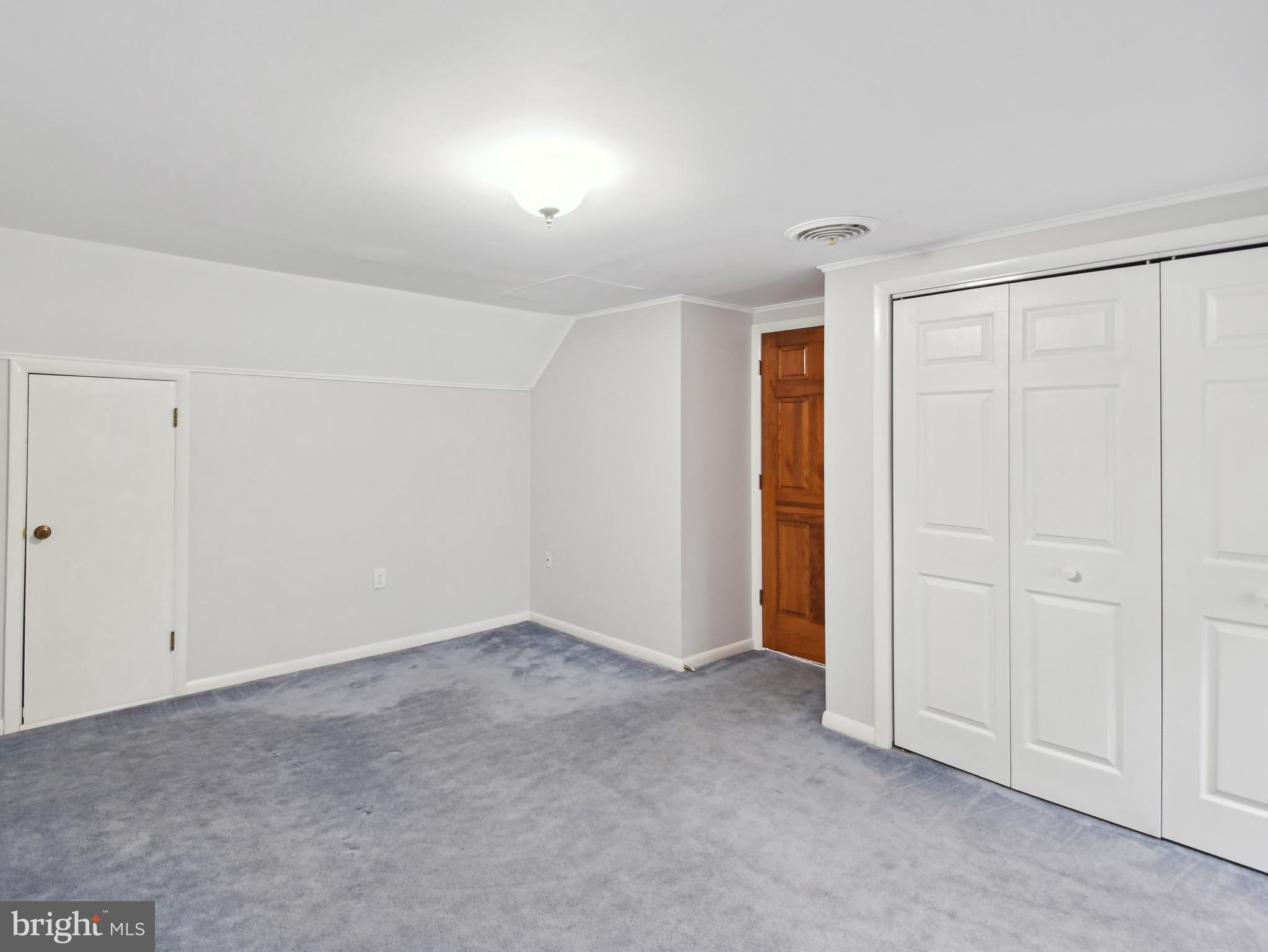 RED ROSE GATE - Residential