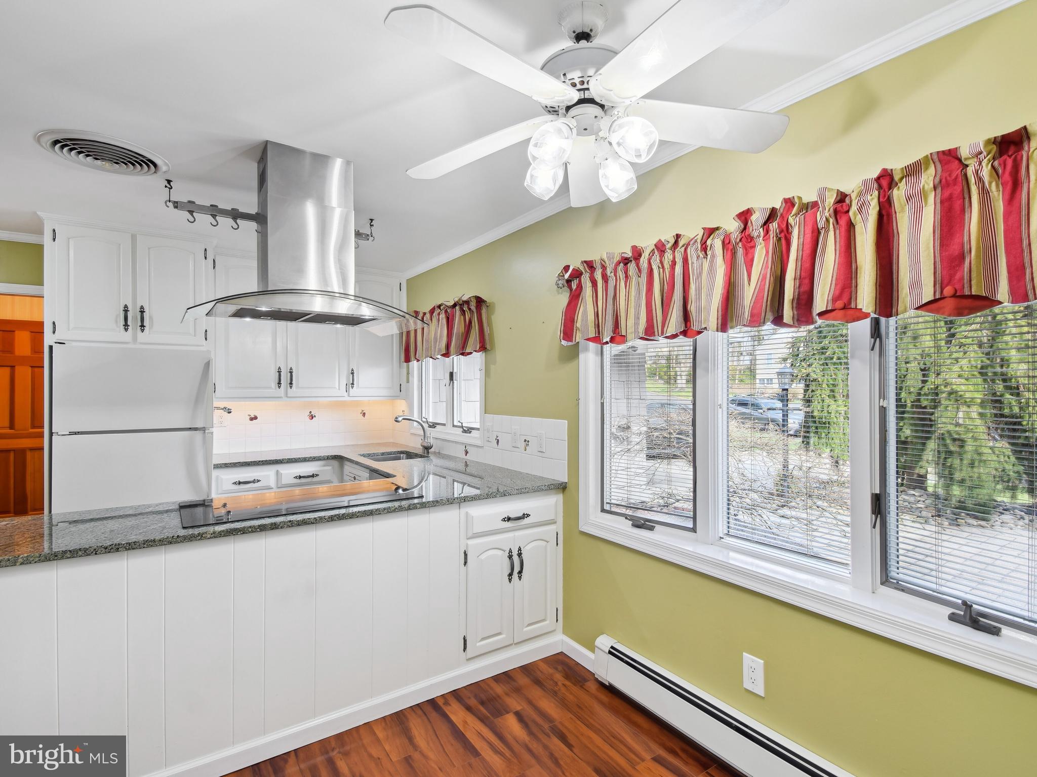 RED ROSE GATE - Residential