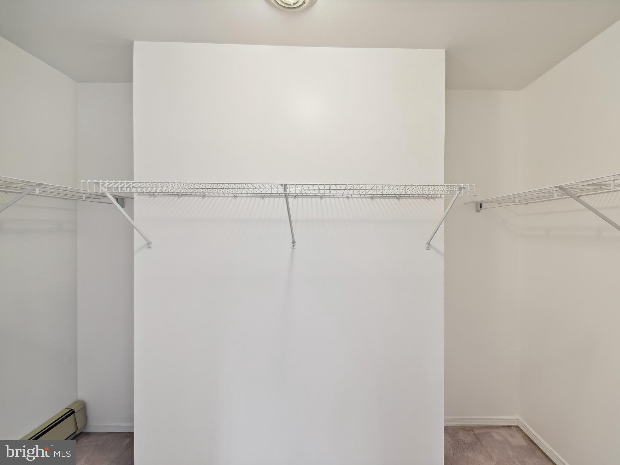 RED ROSE GATE - Residential