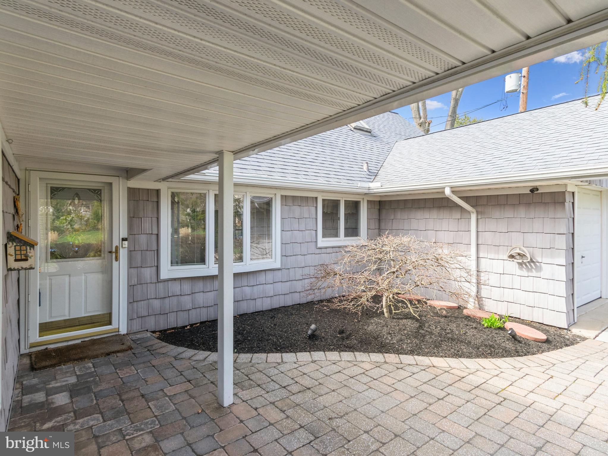 RED ROSE GATE - Residential