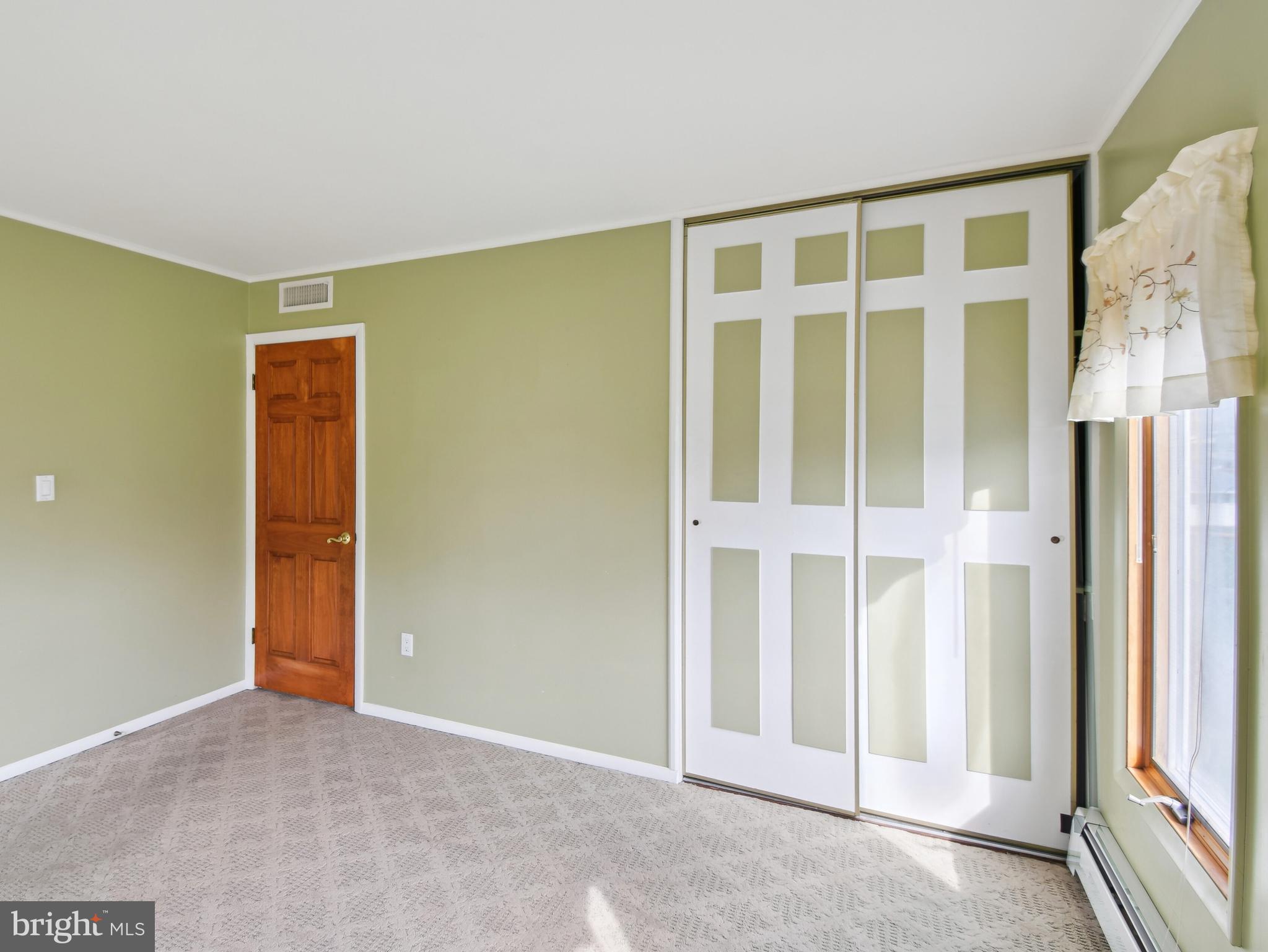 RED ROSE GATE - Residential