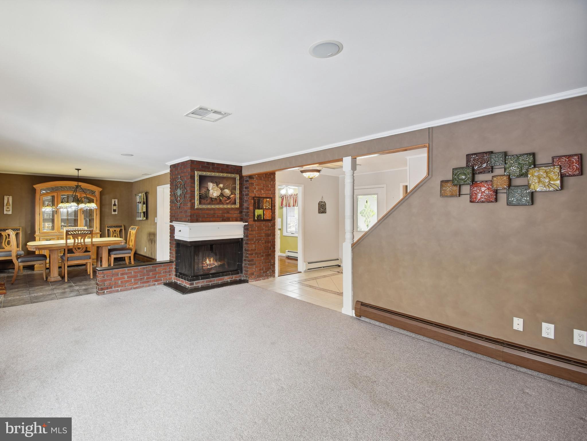 RED ROSE GATE - Residential