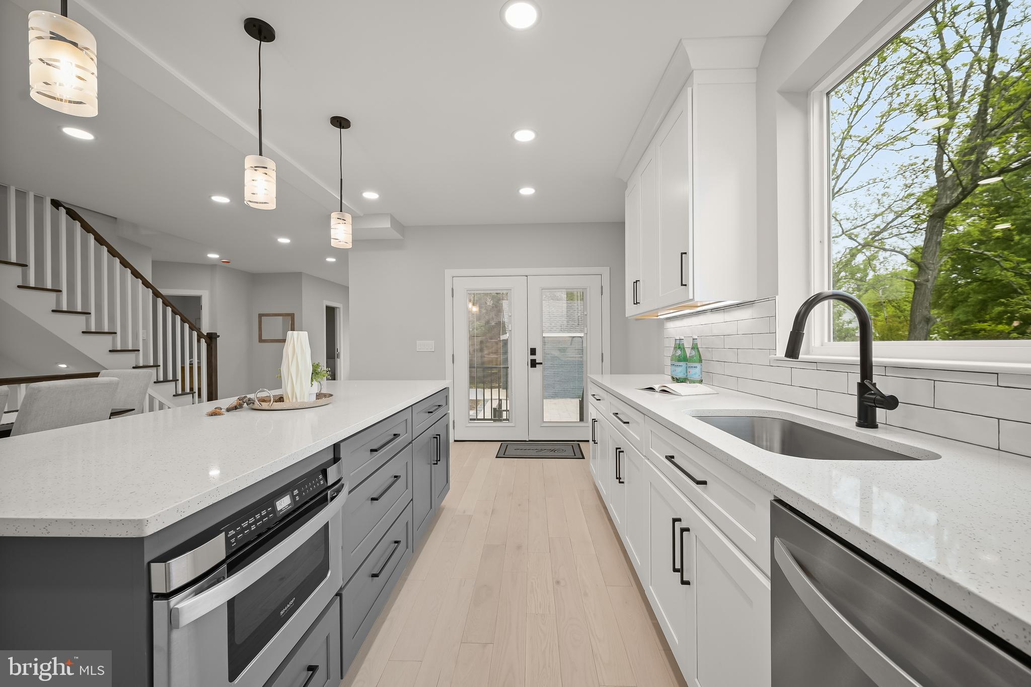 SARATOGA VILLAGE - Residential