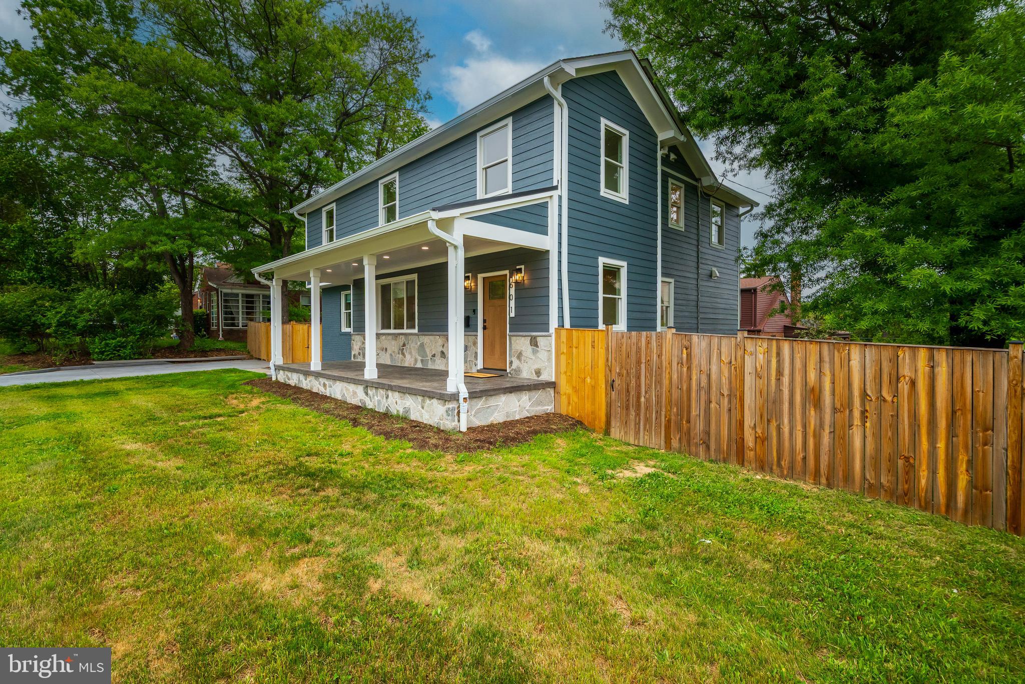 SARATOGA VILLAGE - Residential
